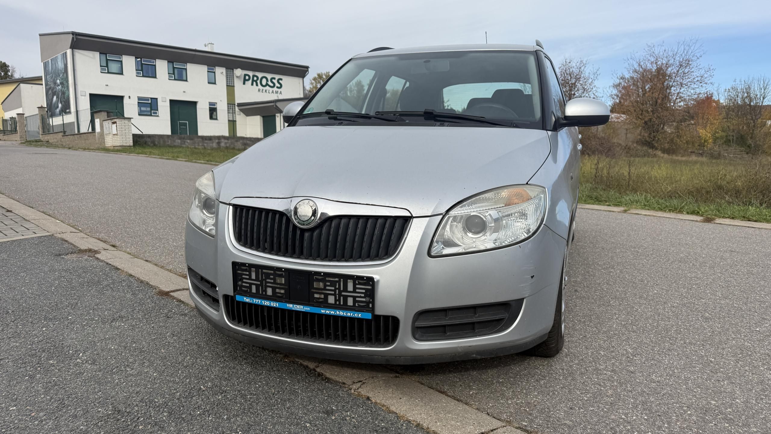 Škoda Fabia, 1.4 16V 63KW 115 TIS KM KLIMA - fotka 2