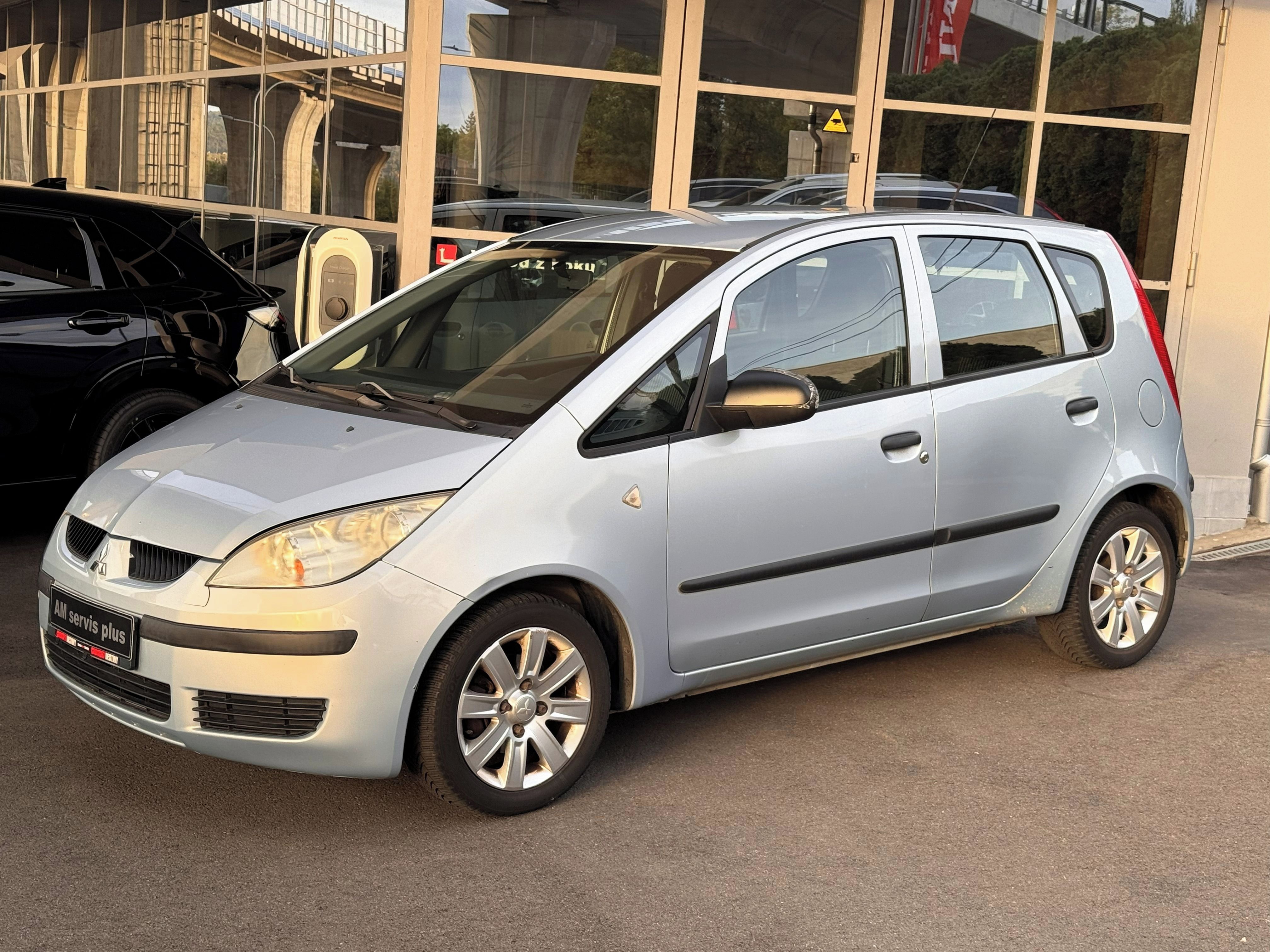 Mitsubishi Colt, 1.1i 55kW - fotka 3