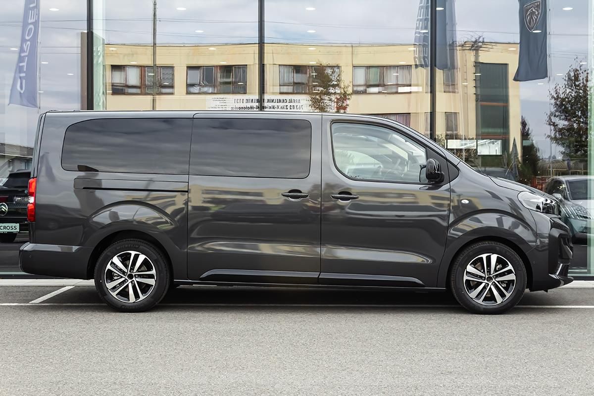 Peugeot Traveller, 2,2 Allure BlueHDi Long 180 S& - fotka 4