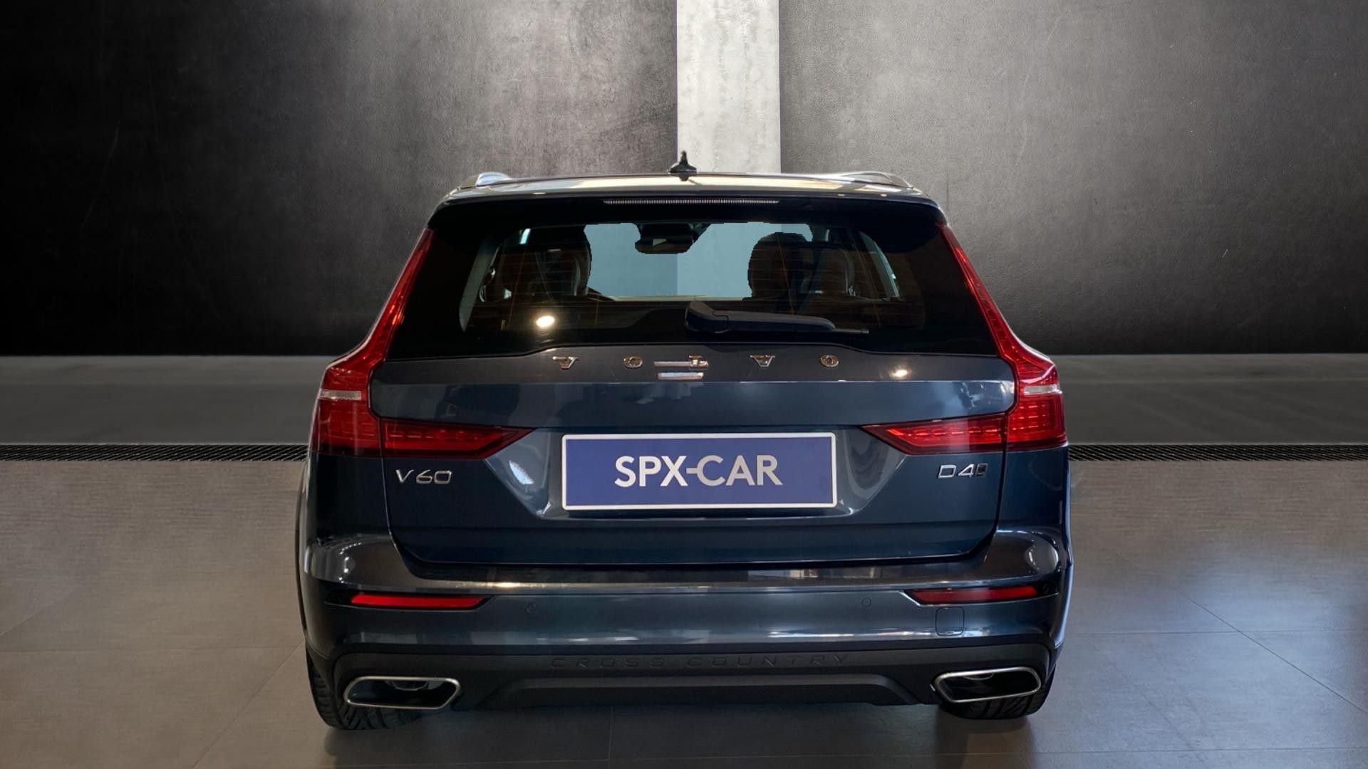 Volvo V60, Cross Country, D4 AWD Drive-E, - fotka 4