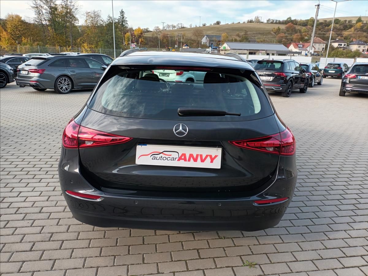 Mercedes-Benz Třídy C, 2,0 220d,147kW,ČR,NAVI,360, - fotka 6