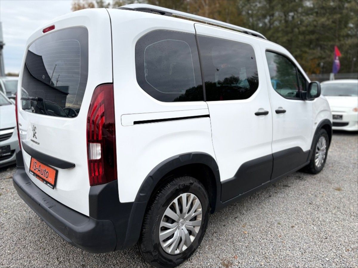 Peugeot Rifter, 1,2 PureTech 1. maj. -91576 km - fotka 3