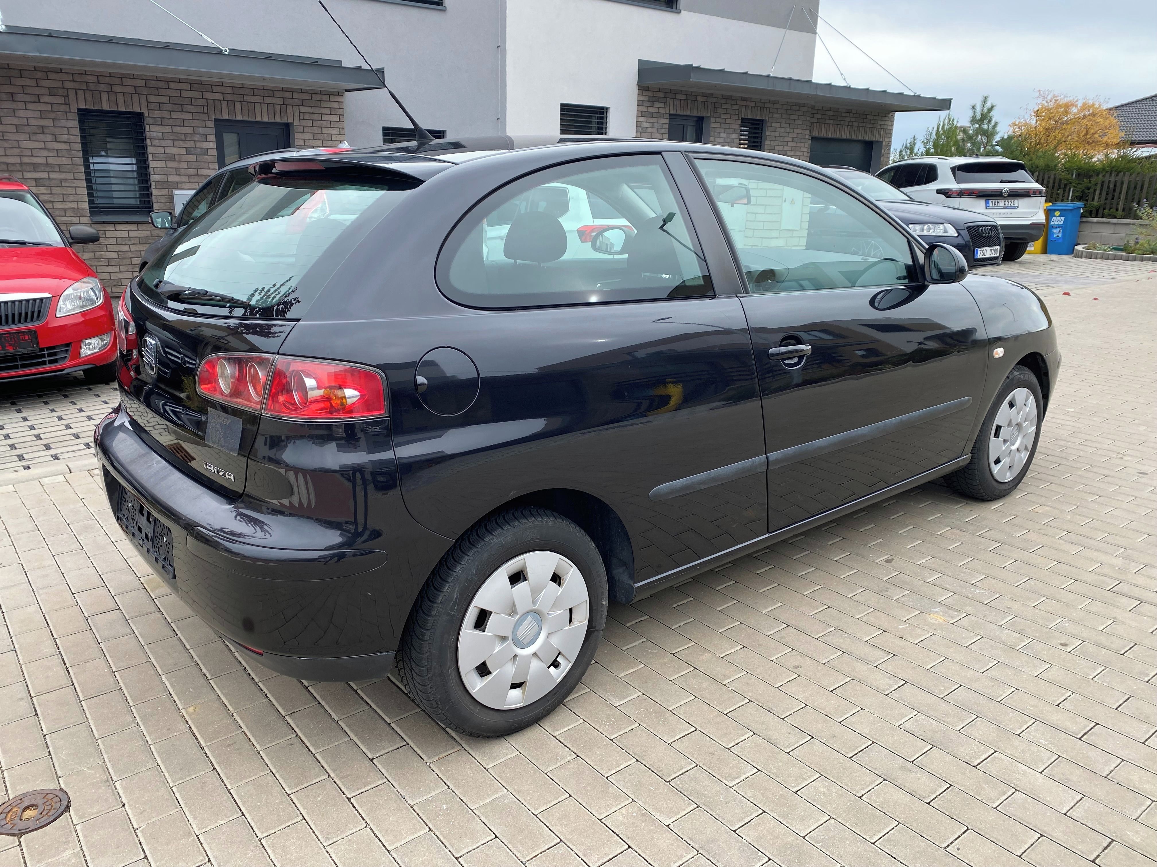 Seat Ibiza, 1.4 16V, 55kW, klima, nová STK - fotka 6