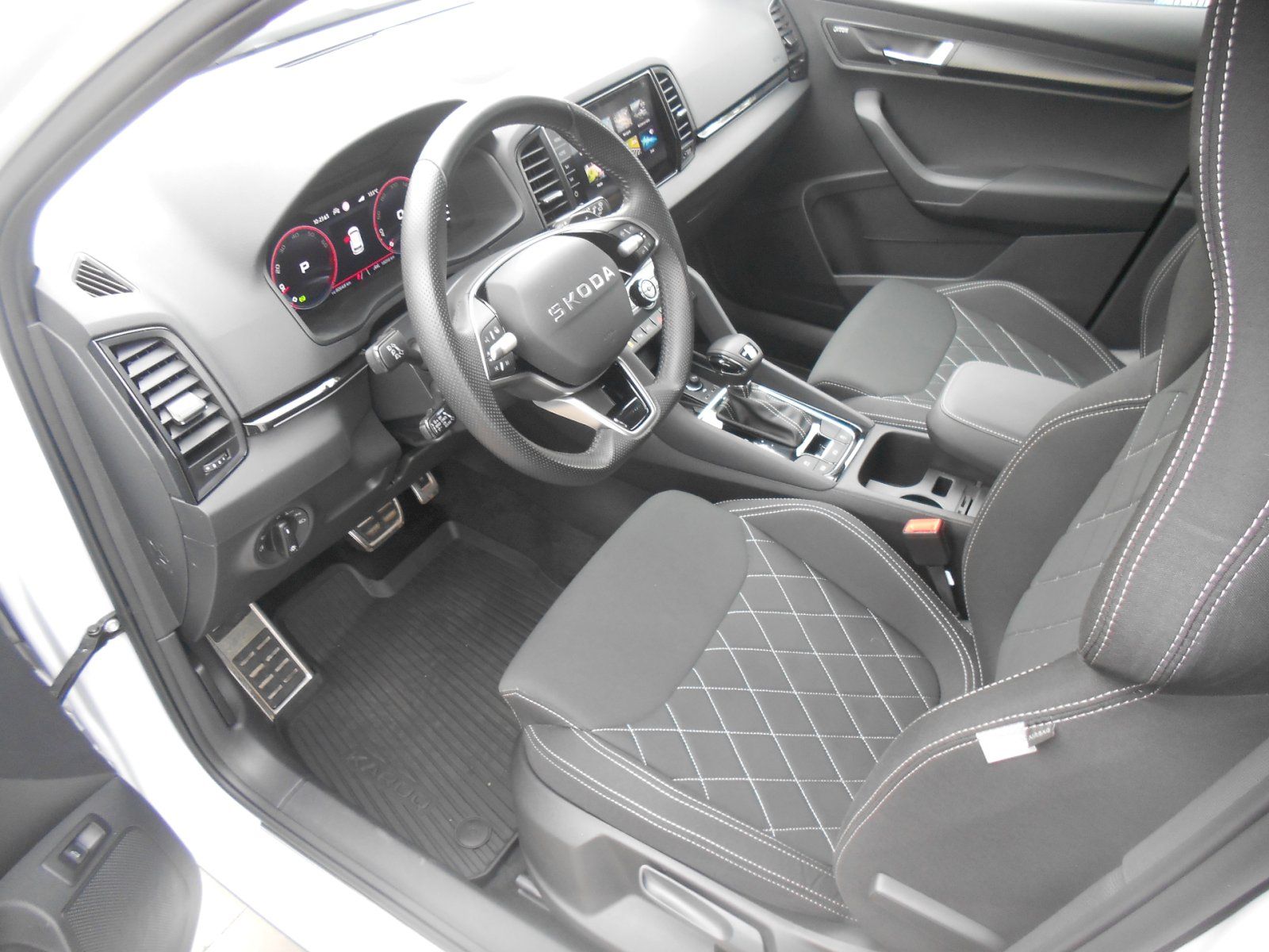Škoda Karoq, 1.5 TSI - 110 kW, Sportline - fotka 5
