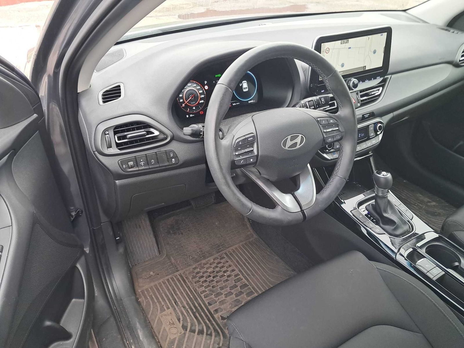 Hyundai i30, 1.0 T-GDI, Style, Automat - fotka 3