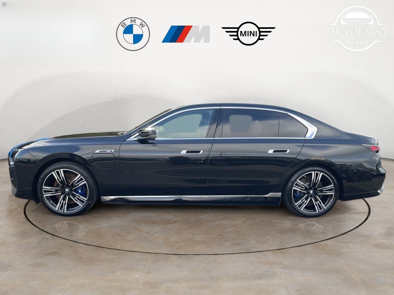 BMW Řada 7, M760* xDrive*Záruka do 2030* - fotka 5