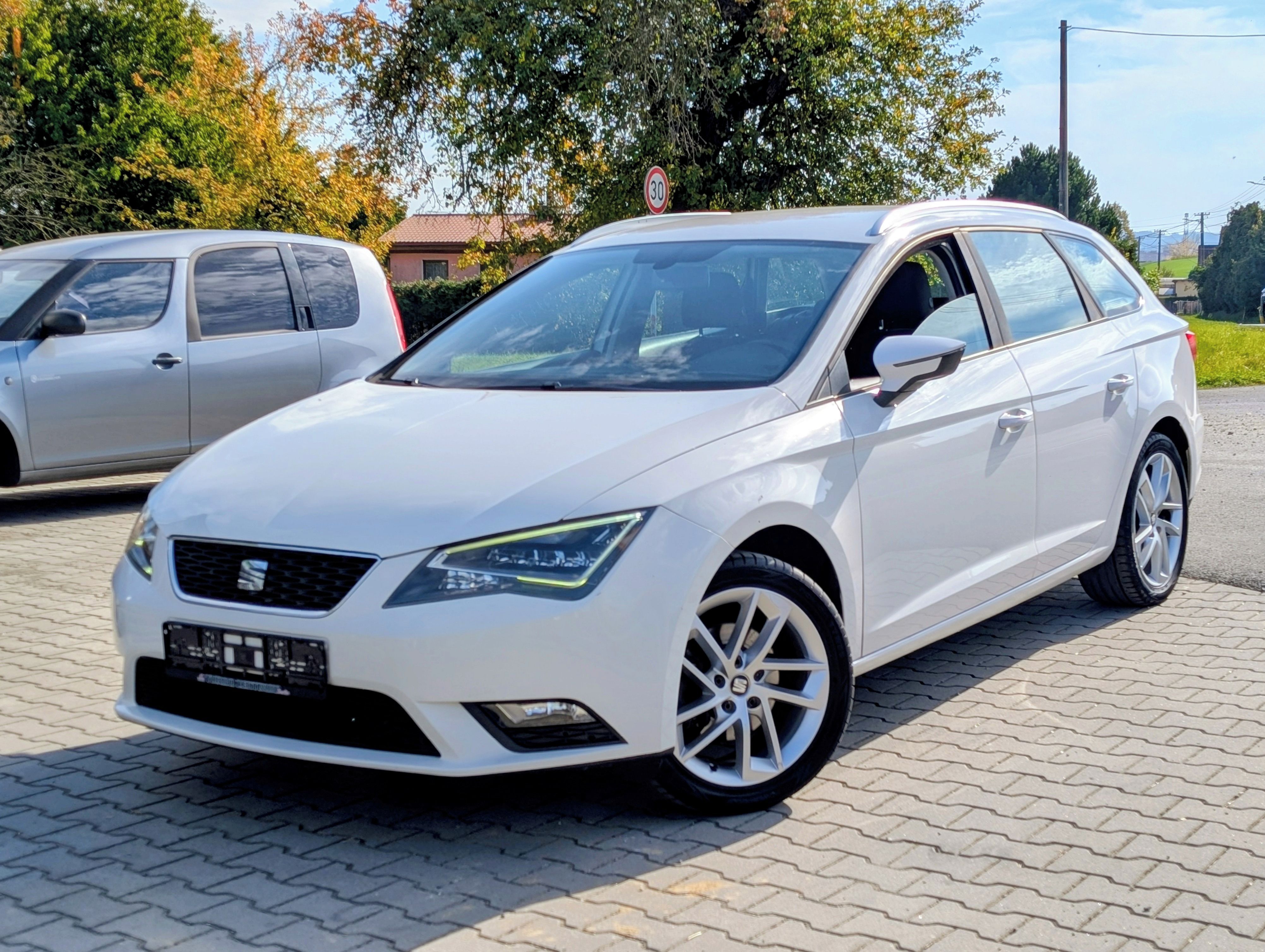 Seat Leon, 1.4TSi 92kW FULL LED 1.MAJITEL - fotka 2