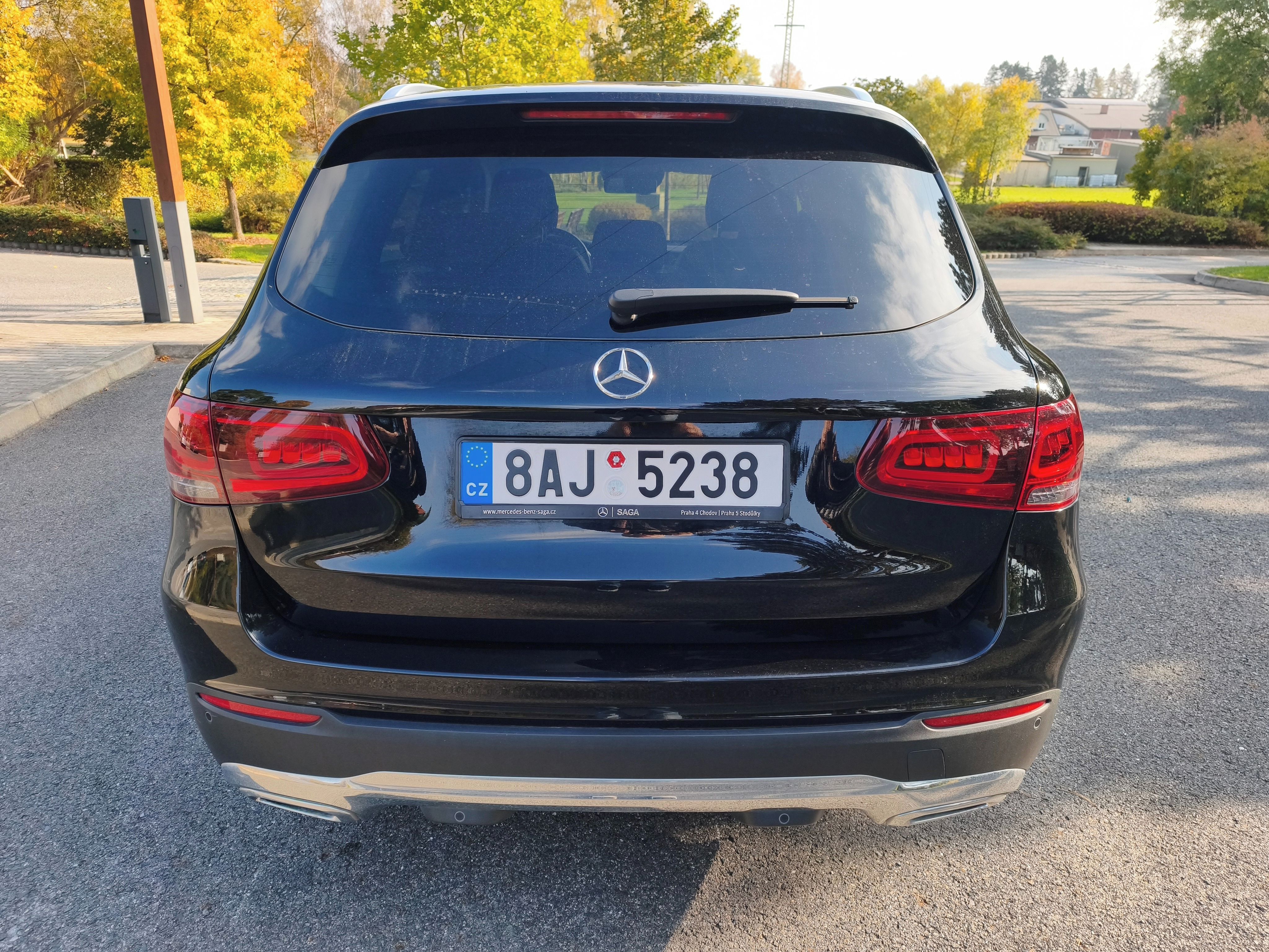 Mercedes-Benz GLC, 200d 4MATIC Č.R. 35000km !!! - fotka 6