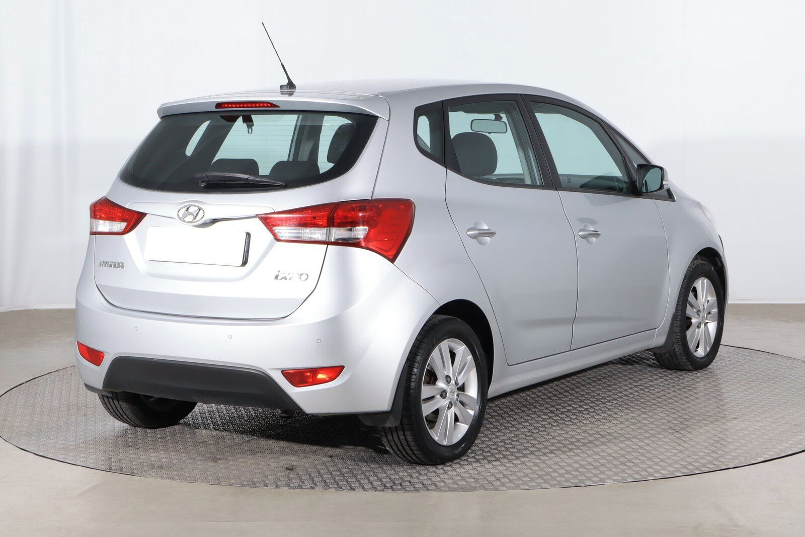 Hyundai ix20, 1.4 CVVT, Serv.kniha - fotka 5