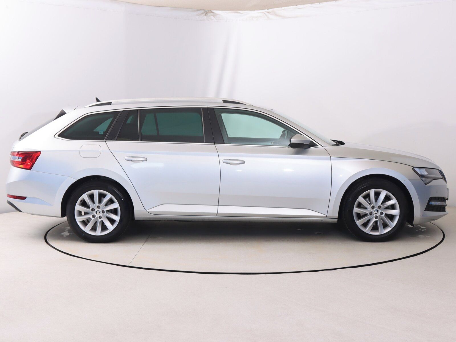 Škoda Superb, 1.5 TSI, Ambition, Automat - fotka 6