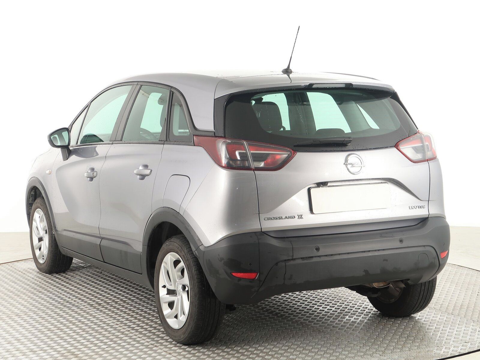 Opel Crossland, 1.2 Turbo - fotka 4