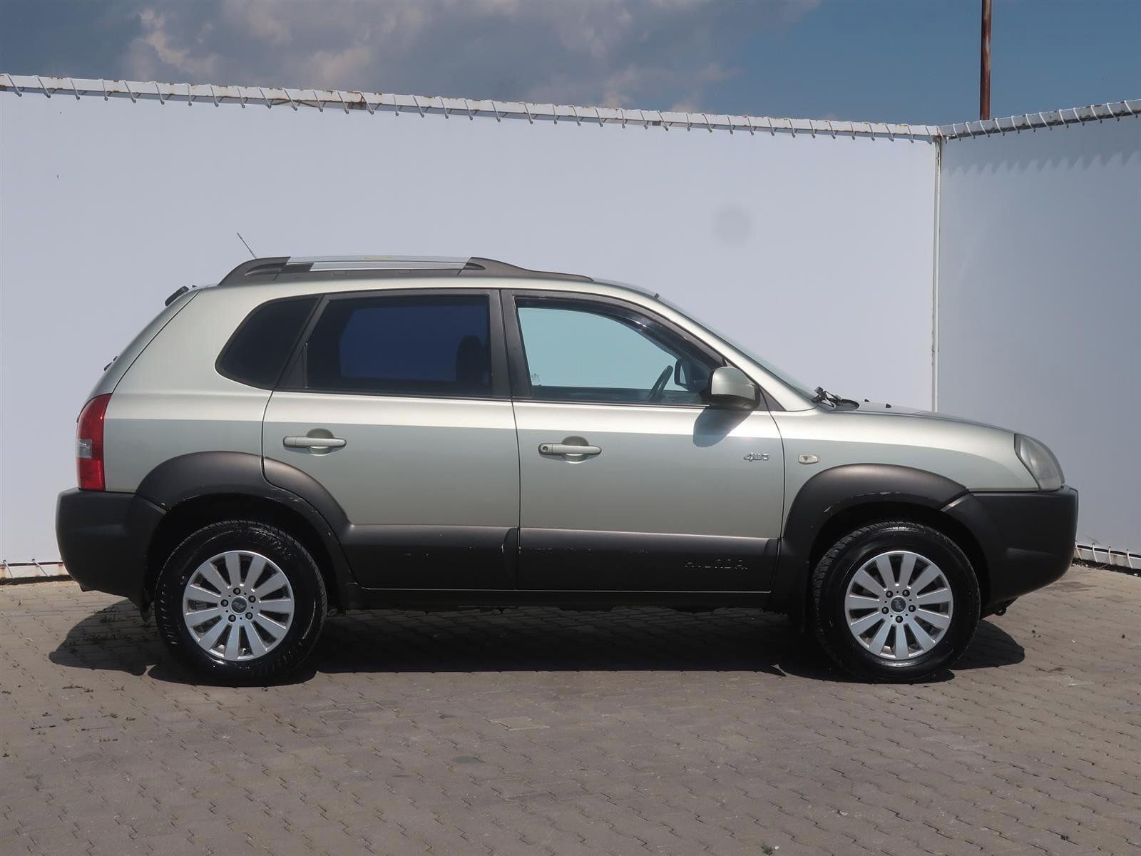 Hyundai Tucson, 2.0 i, LPG, 4X4, po STK - fotka 6