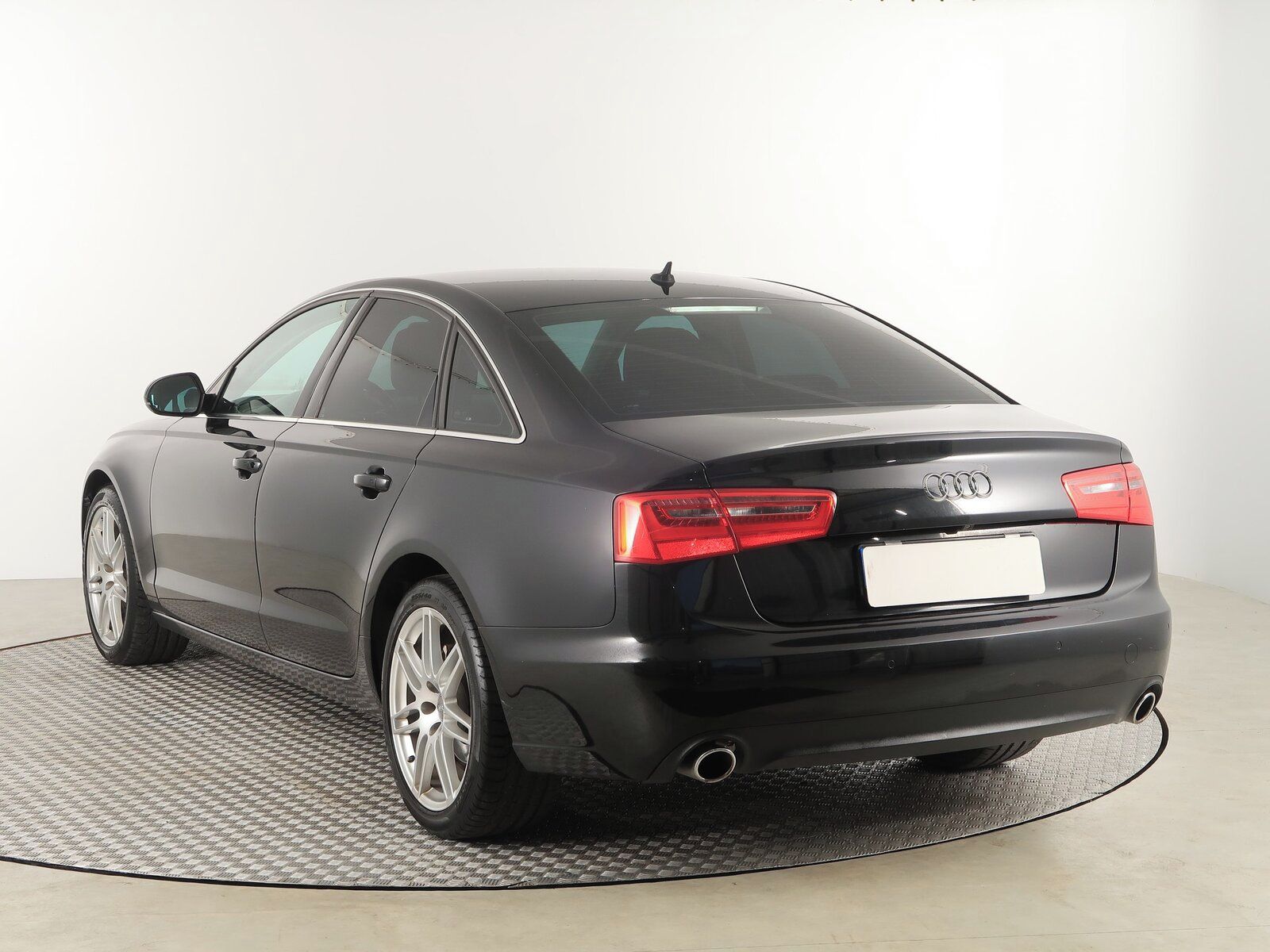 Audi A6, 3.0 TDI, Basis, 4X4, Automat - fotka 4