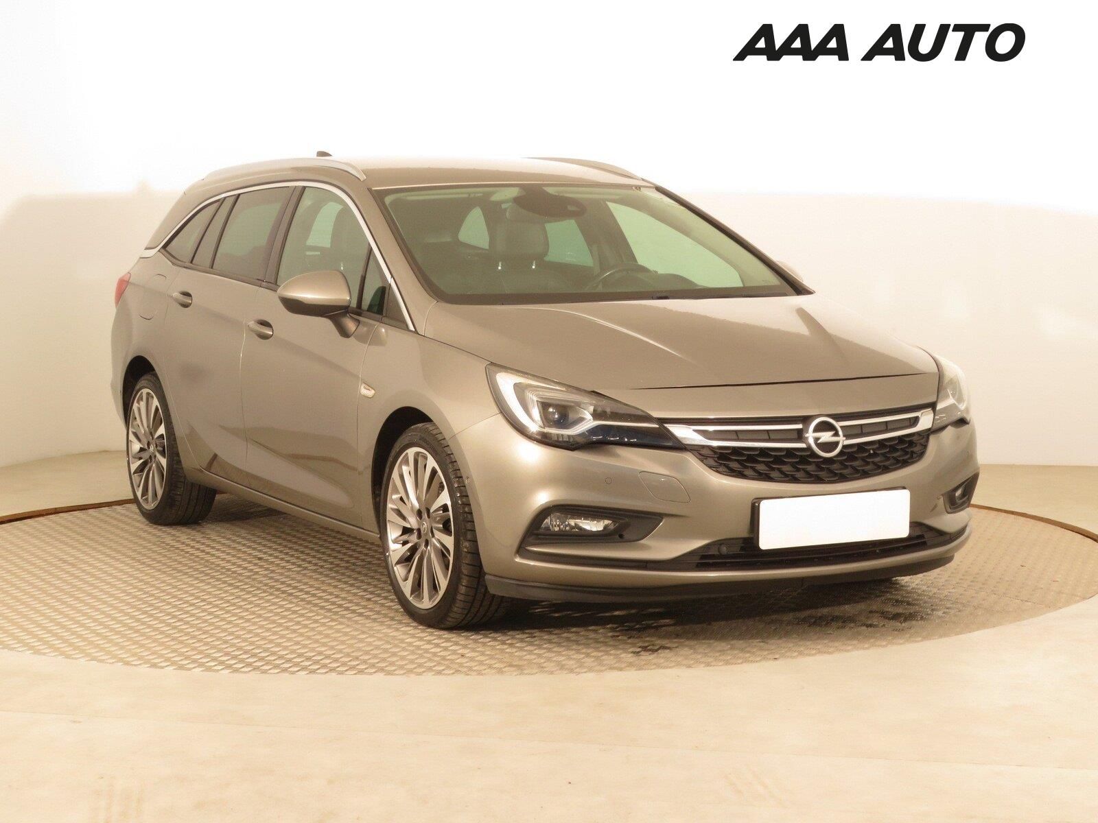 Opel Astra, 1.6 BiCDTI, Innovation