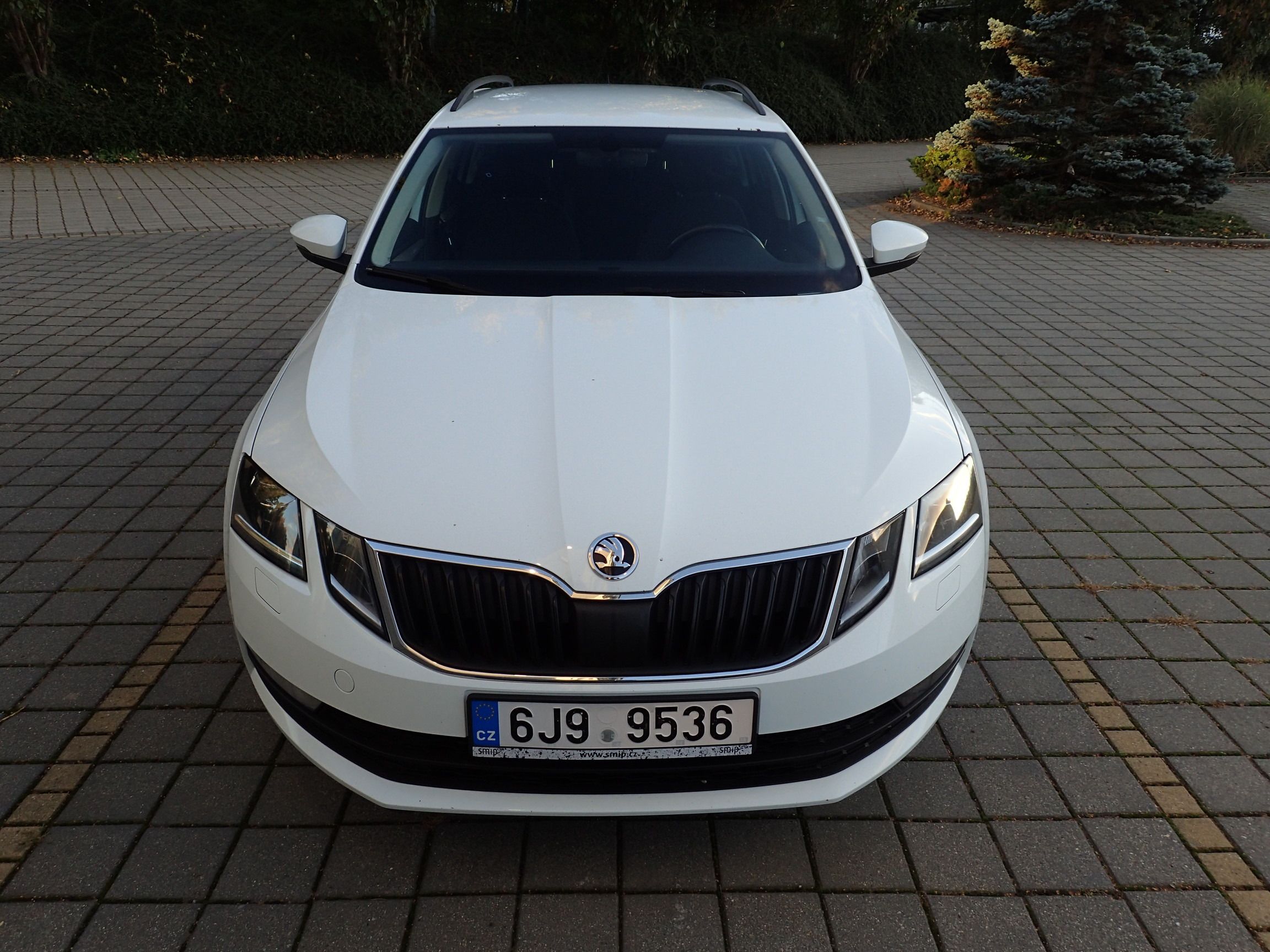 Škoda Octavia, 1,6 TDI III 85 kW Combi - fotka 2
