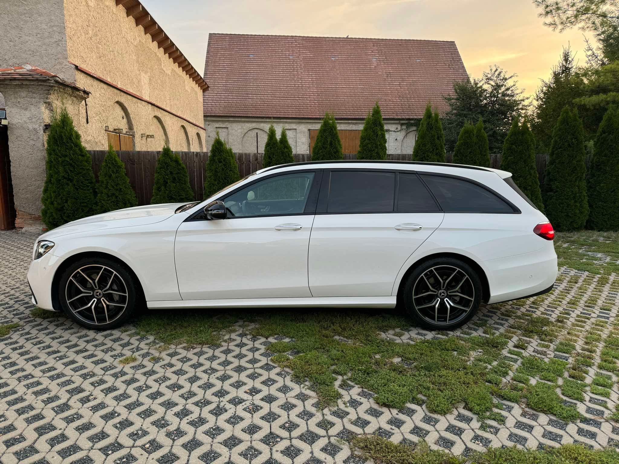 Mercedes-Benz Třídy E - fotka 2