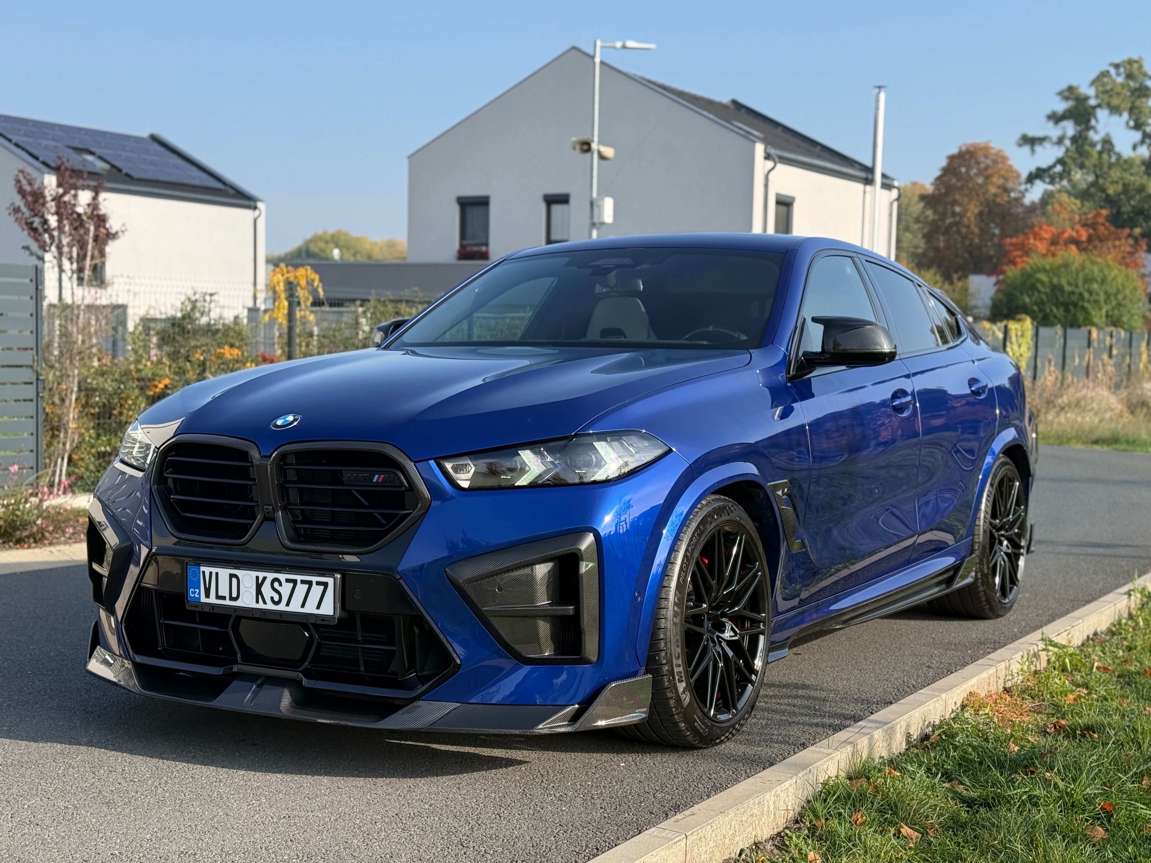 BMW X6, M Comp Max výbava PPFfolie DPH