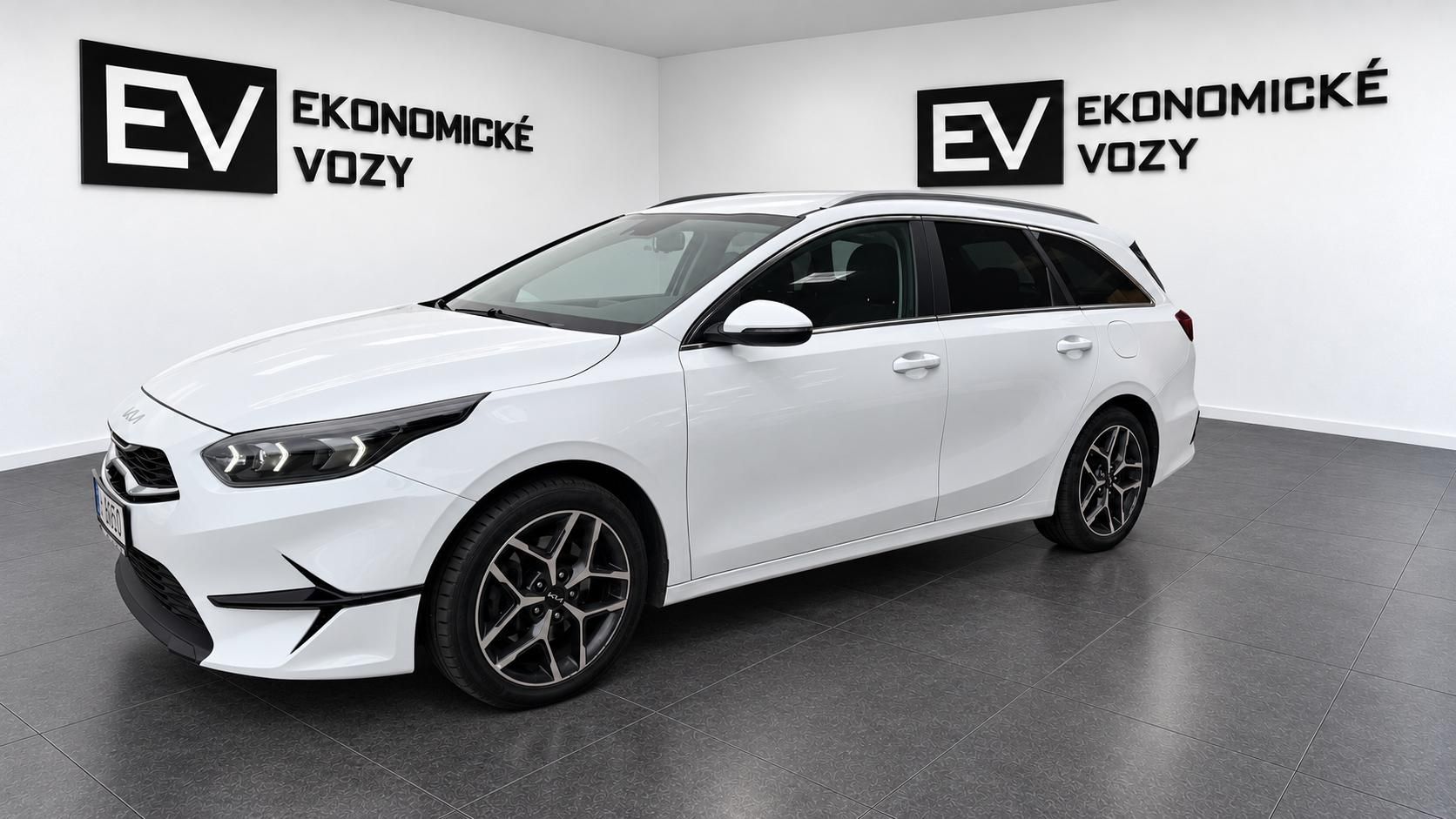 Kia Cee´d, 1.5 T-GDI,ČR,SERVIS,1 MAJITEL - fotka 3