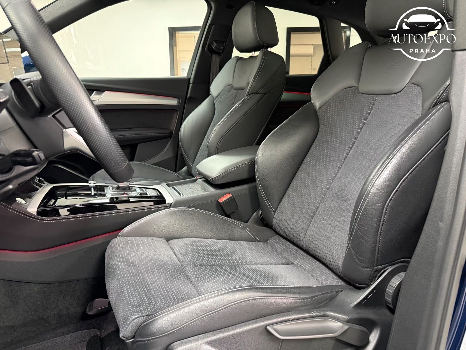 Audi Q5, 40 TFSI quattro S line - fotka 6