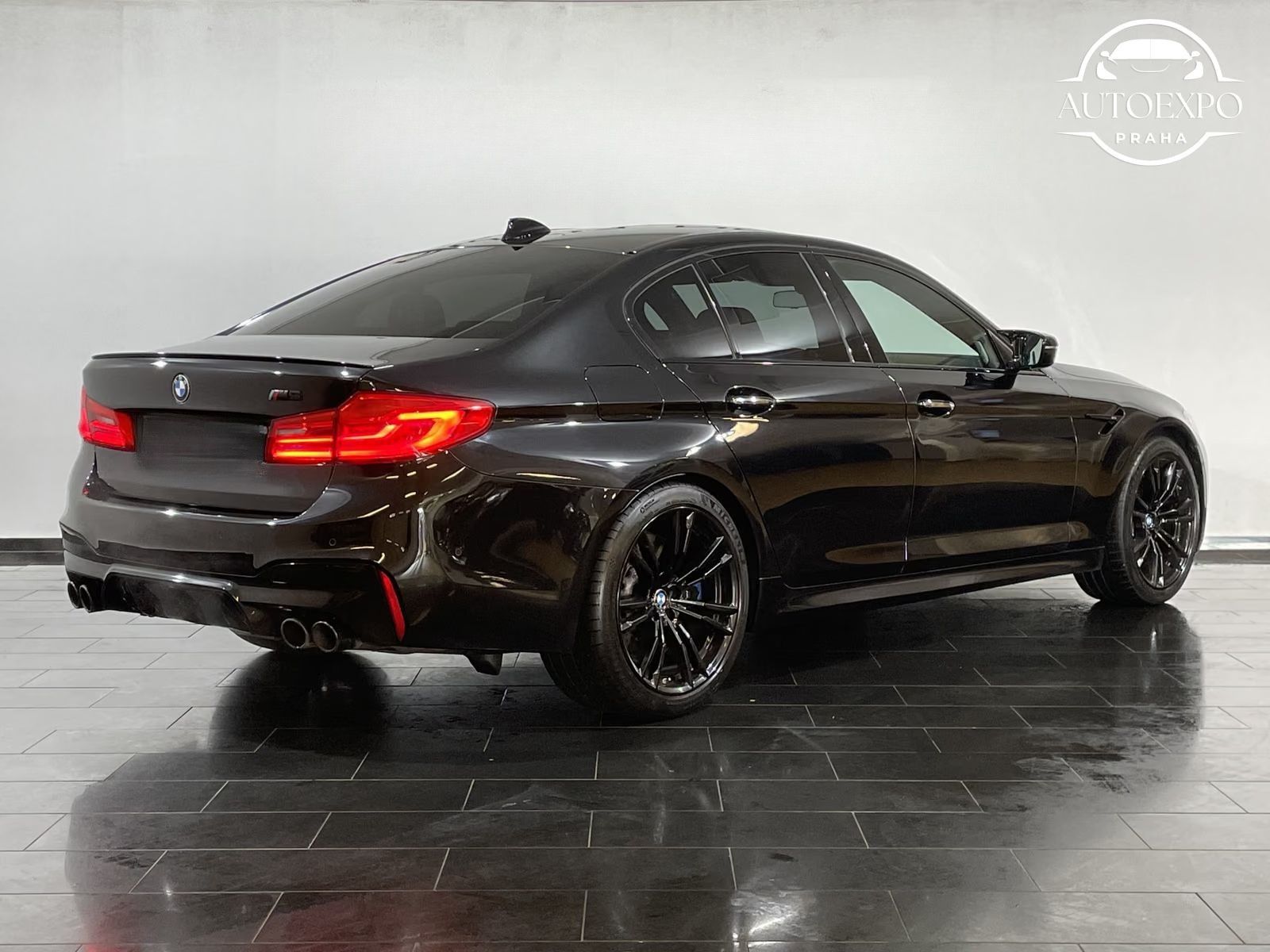BMW M5, 441KW 2. majitel - fotka 5