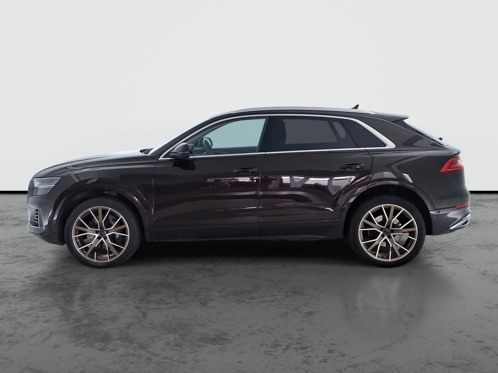 Audi Q8, 50 TDI - fotka 3