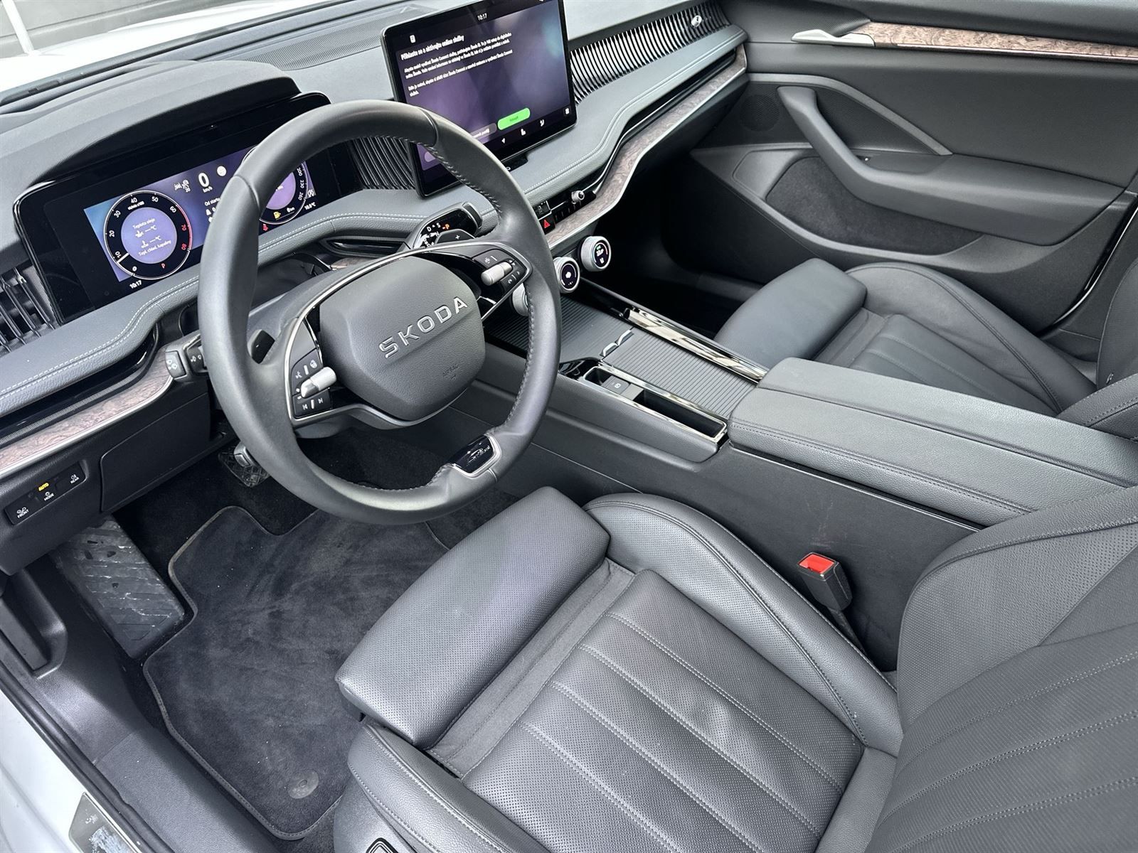 Škoda Superb, 2.0 TSI 4x4 DSG L&K - fotka 6