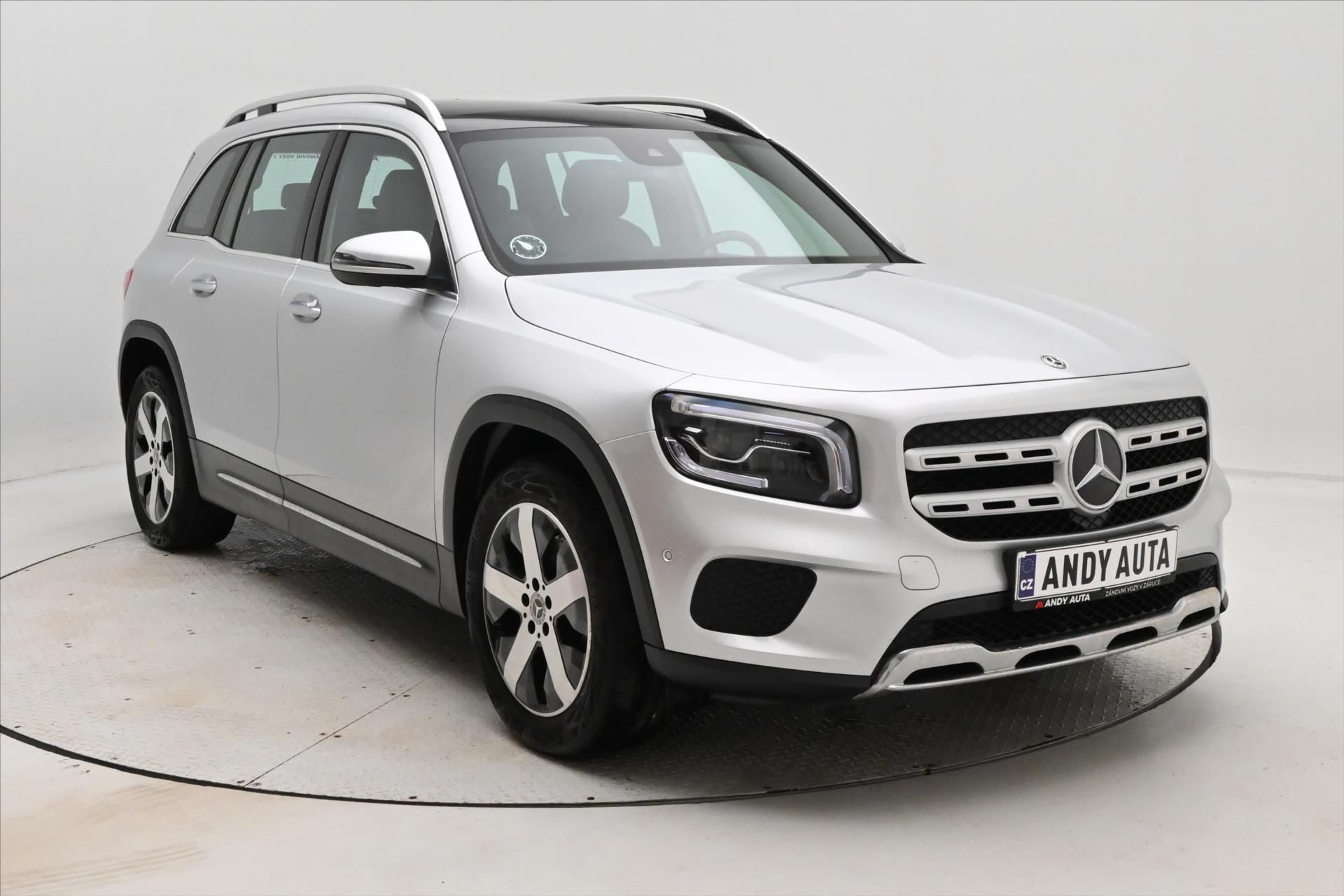 Mercedes-Benz GLB, 2,0 220d 140 kW Progressive Ed - fotka 3
