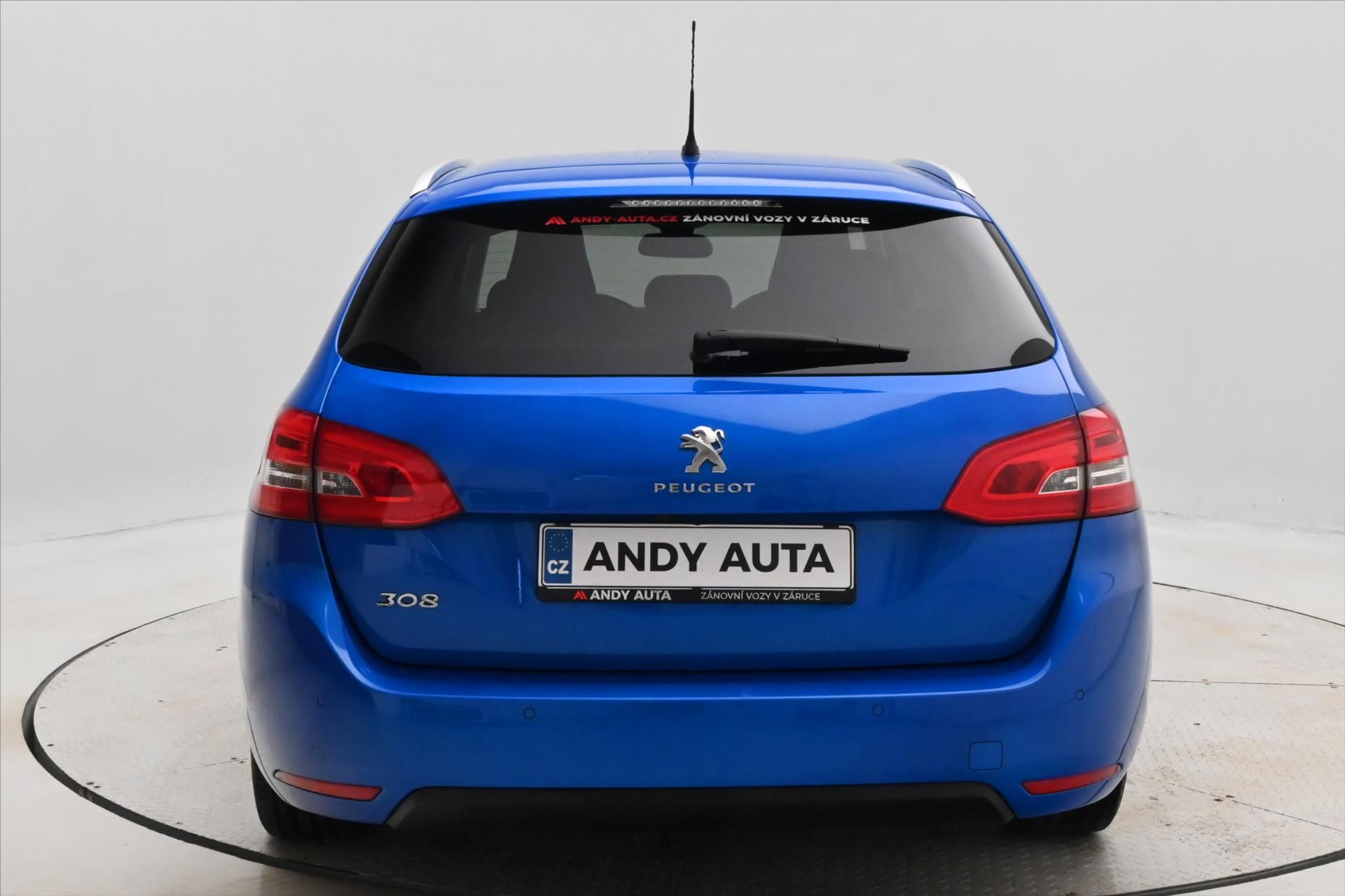 Peugeot 308, 1,5 BlueHDI 96 kW Allure Záruk - fotka 6