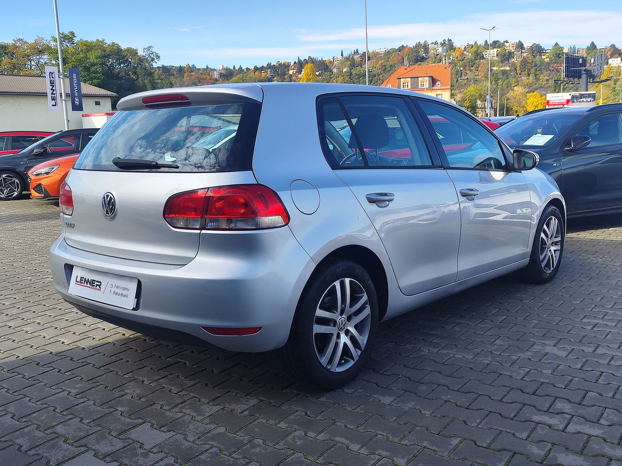 Volkswagen Golf, 1.4 16V/59kW Trendline - fotka 5