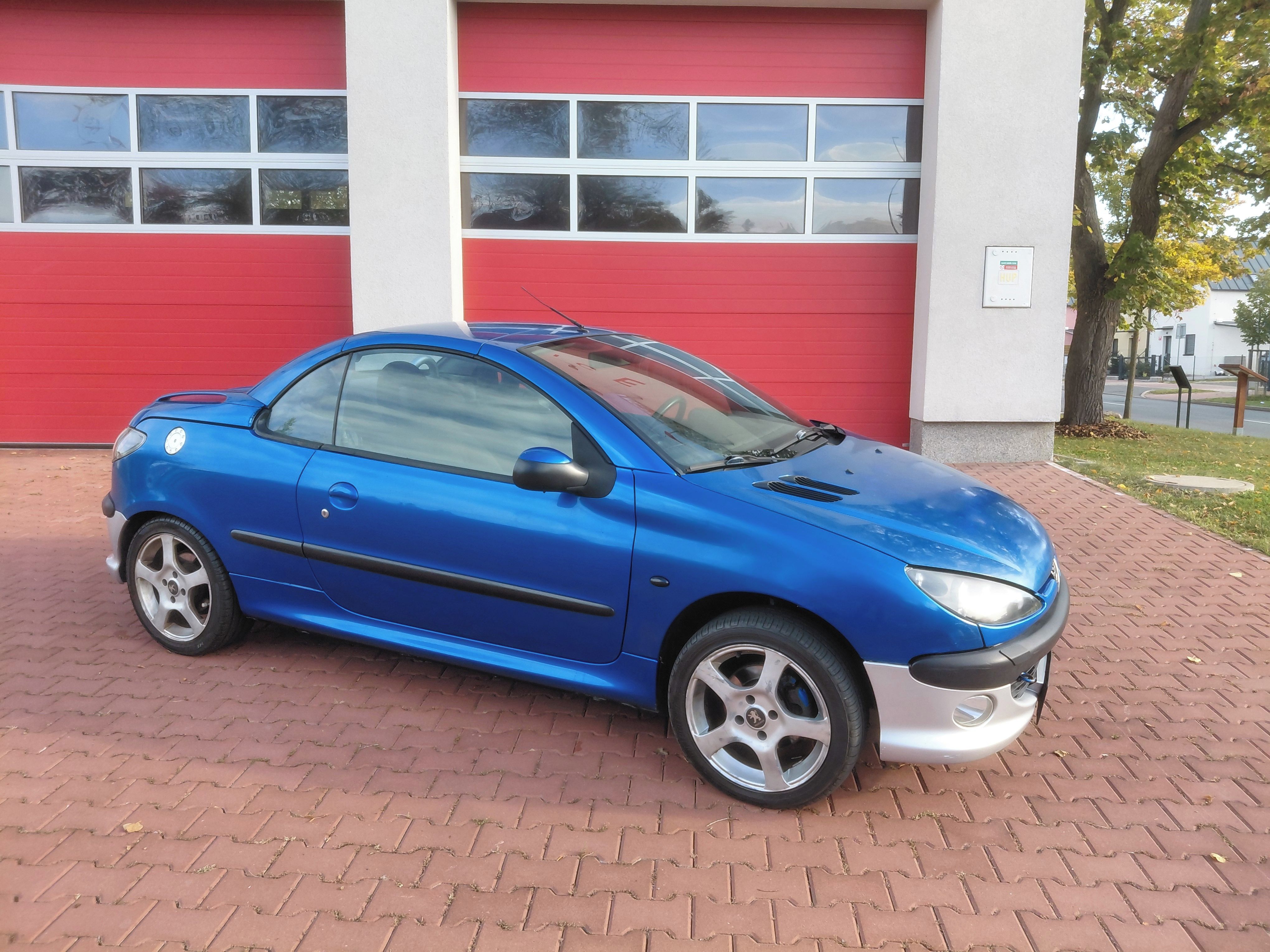 Peugeot 206, CC Kabriolet 1.6i Euro 3 - fotka 3