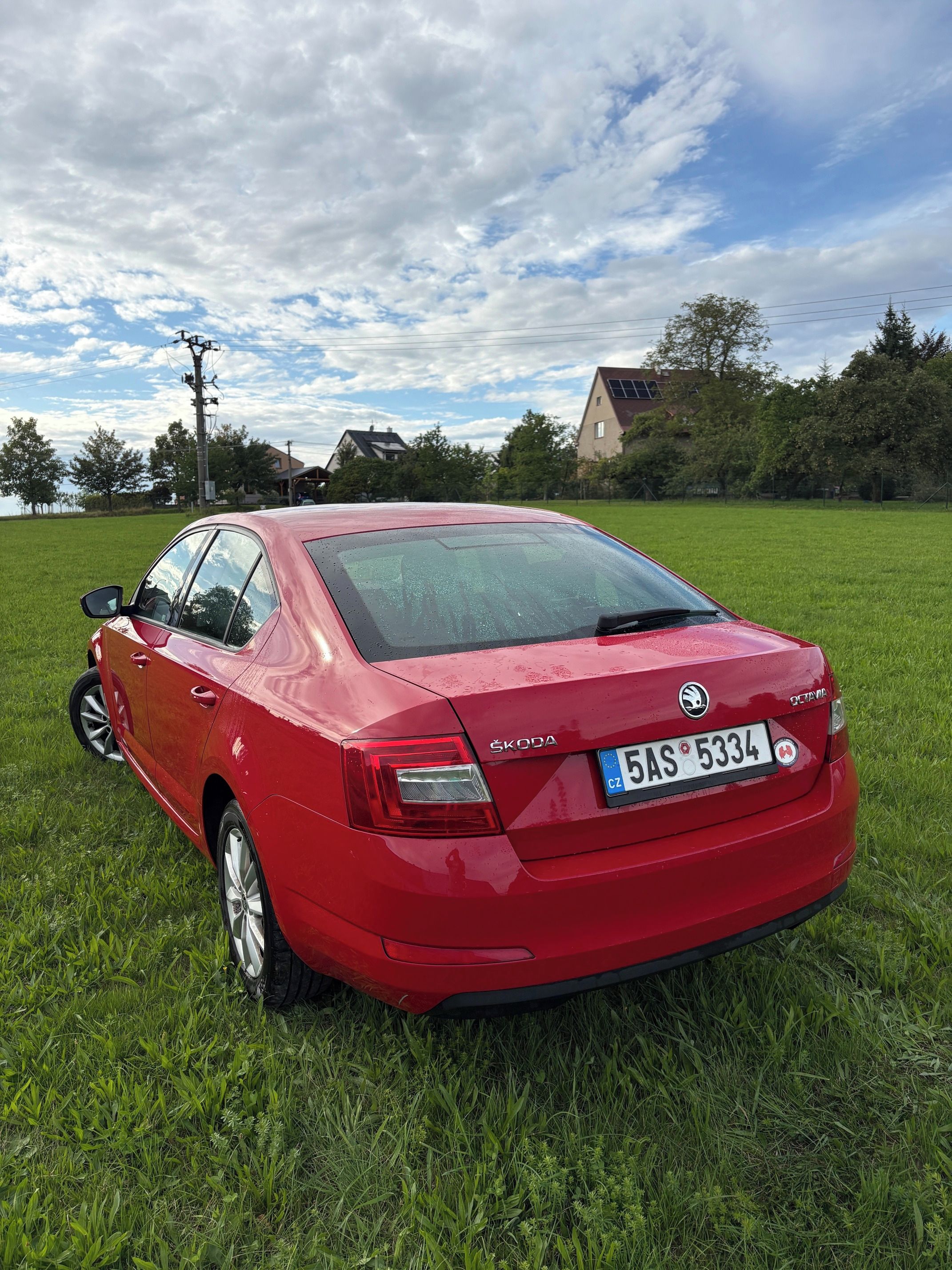 Škoda Octavia - fotka 3