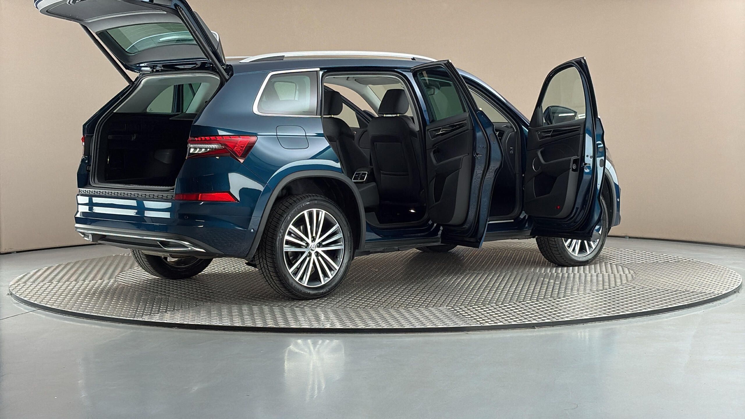 Škoda Kodiaq, 2.0 TDI DSG 4x4 L&K - fotka 6