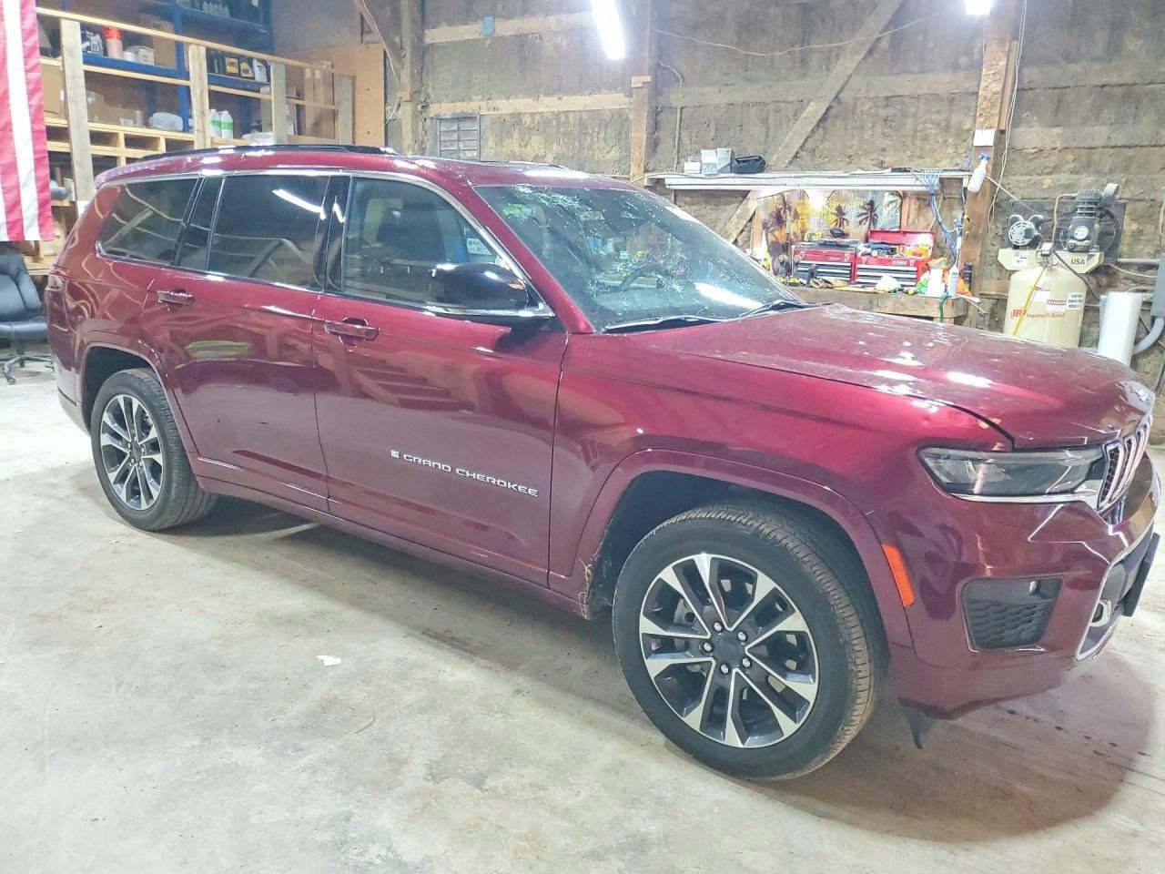 Jeep Grand Cherokee, Auto na cestě - fotka 4