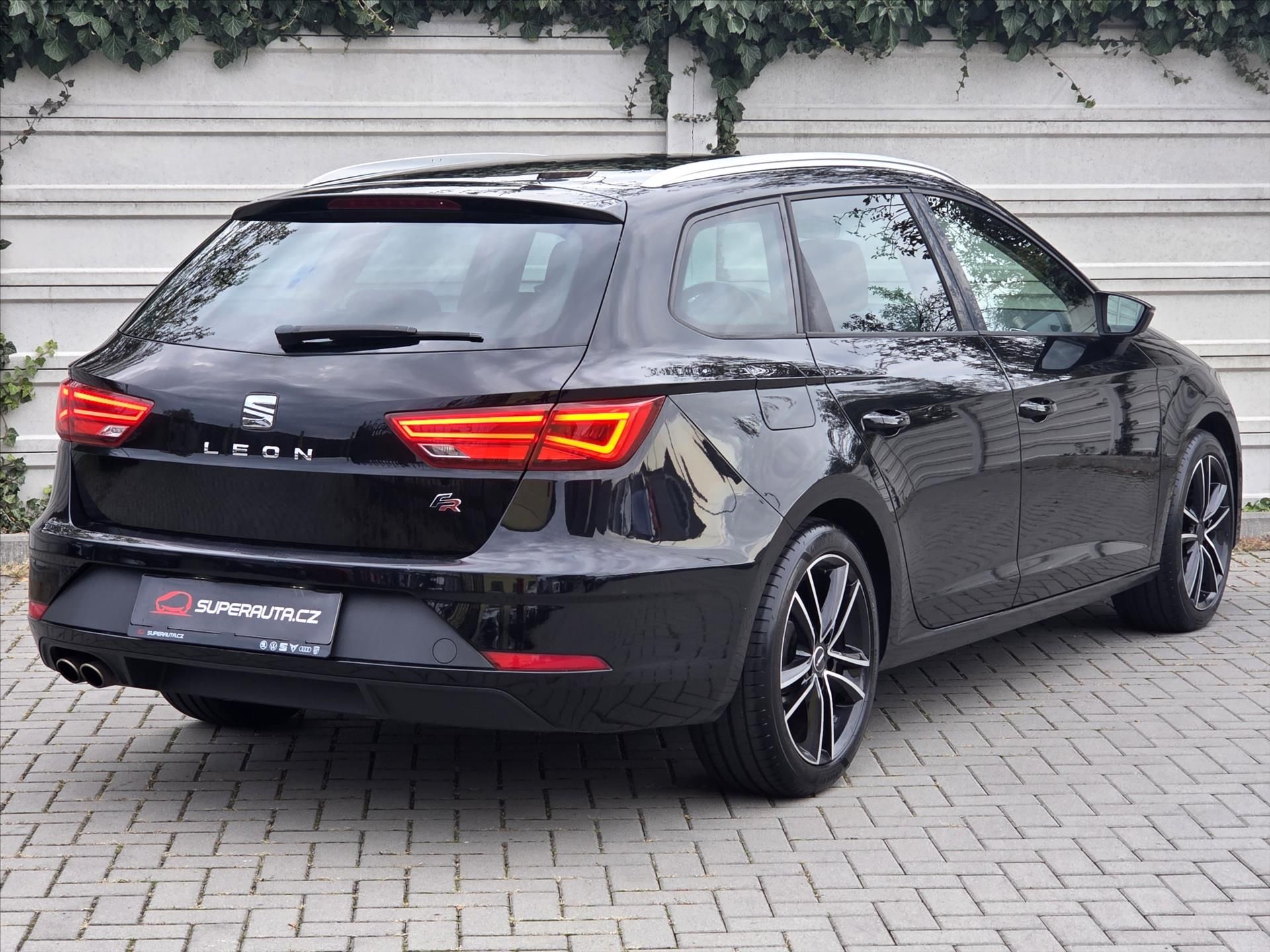 Seat Leon, 1,8 TSi FR Full LED DCC 16V ST - fotka 6