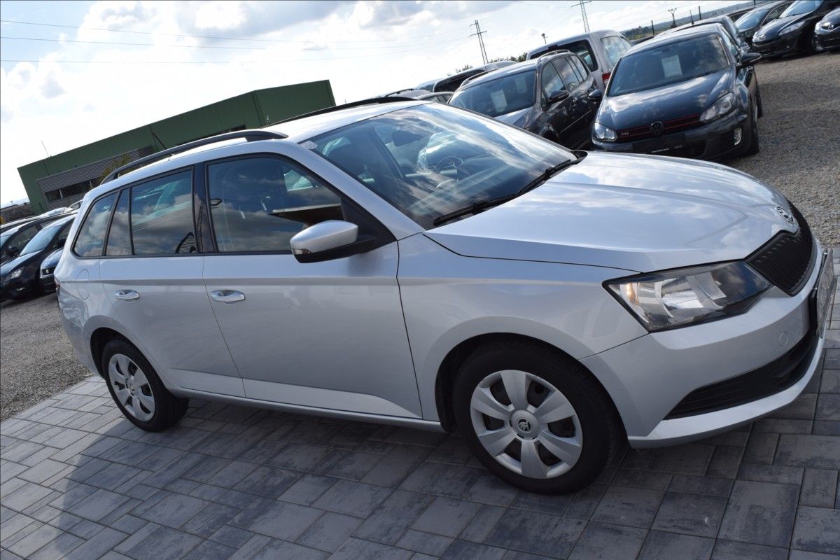 Škoda Fabia, 1,0 MPI 55KW PO SERVISE VÝHŘEV - fotka 4