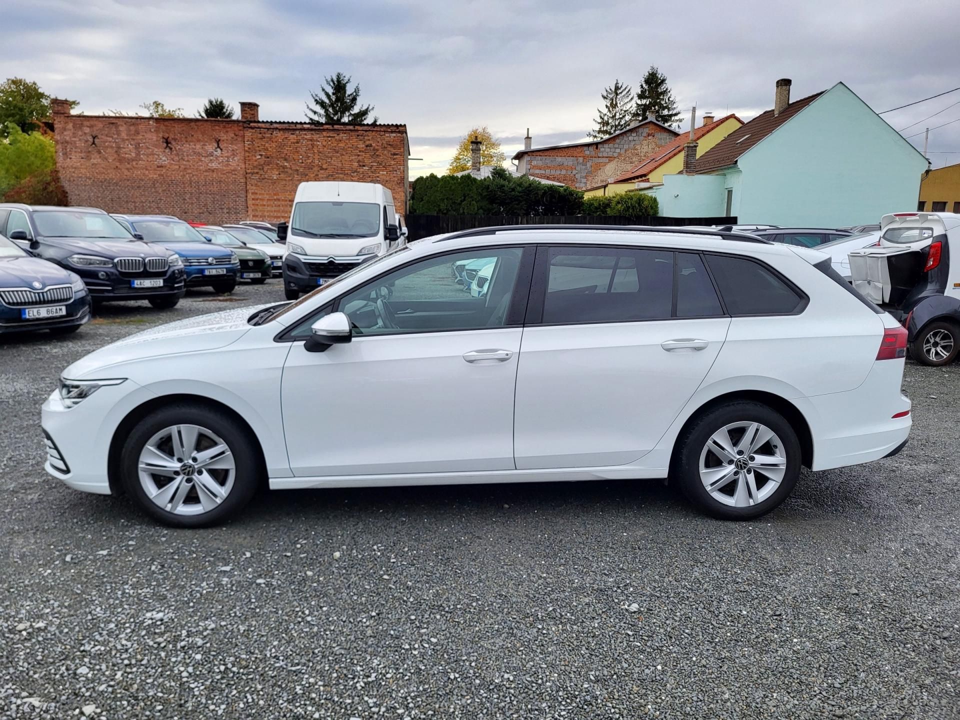 Volkswagen Golf, Variant 2.0 TDi BMT 85kW LIFE - fotka 2