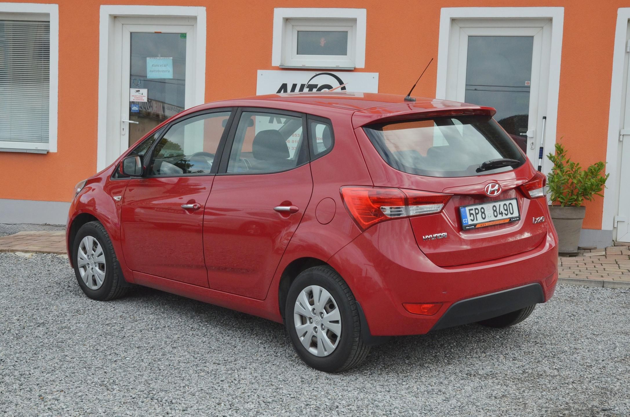 Hyundai ix20, 1.4i 66kW / ČR / 1.MAJITEL - fotka 4