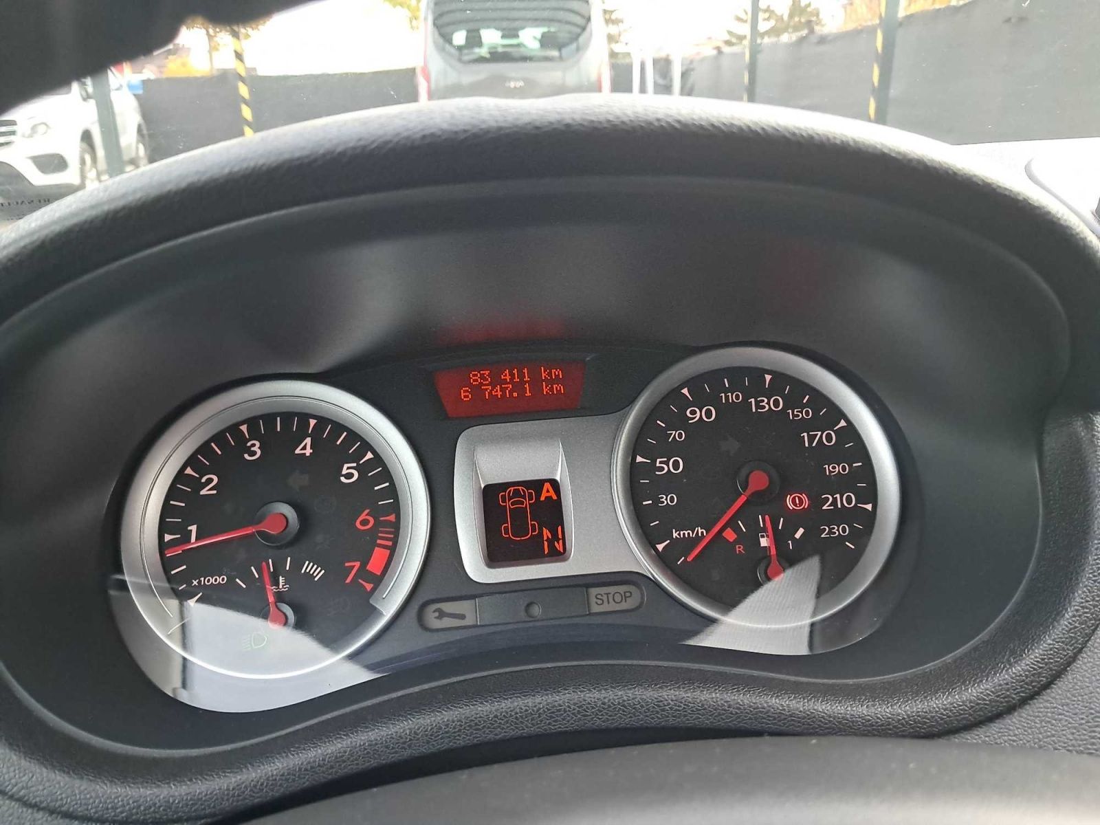 Renault Clio, 1.2 16V, Automat, Navi - fotka 3