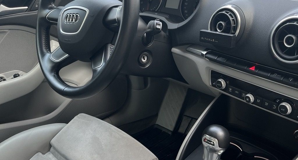 Audi A3, Audi Quattro A3 Automat - fotka 5