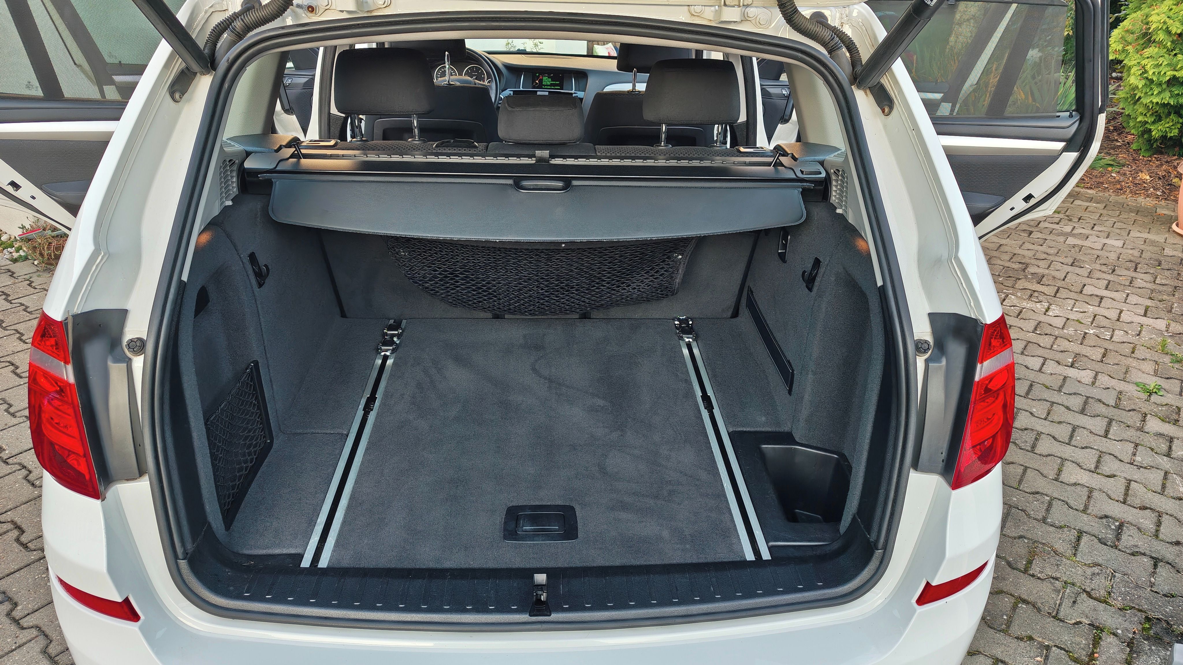 BMW X3, F25 sDrive - top stav - fotka 5