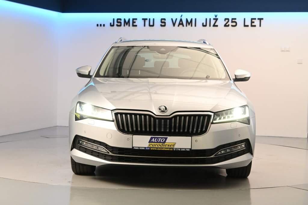 Škoda Superb, 2.0 STYLE DSG LED Matrix ACC V - fotka 3