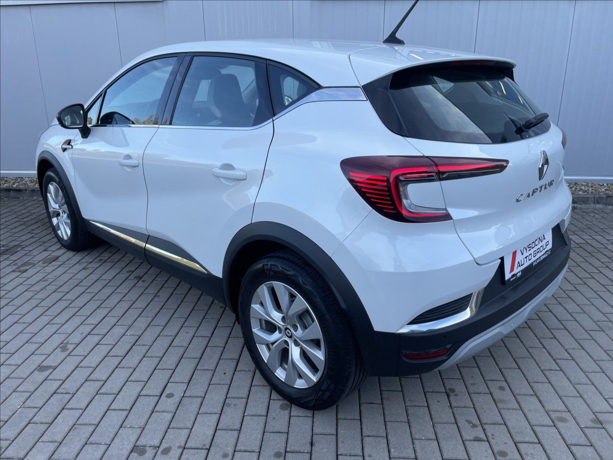 Renault Captur, 1,3 TCe 140 TECHNO 1.Maj-CZ - fotka 2