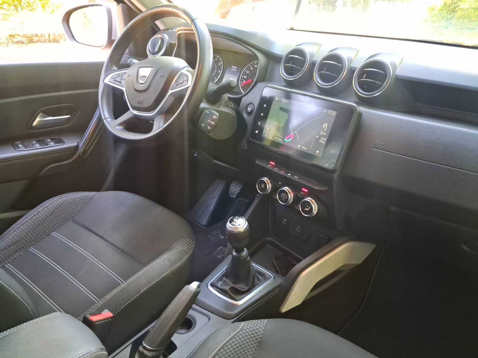 Dacia Duster, 1.0 TCe, LPG, Serv.kniha, Navi - fotka 3