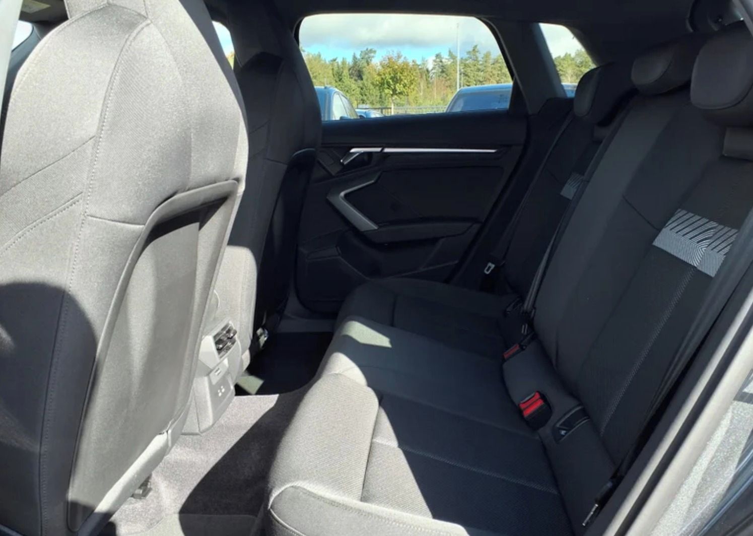Audi A3, S Line, 2.0 TDI, 110 kW - fotka 6