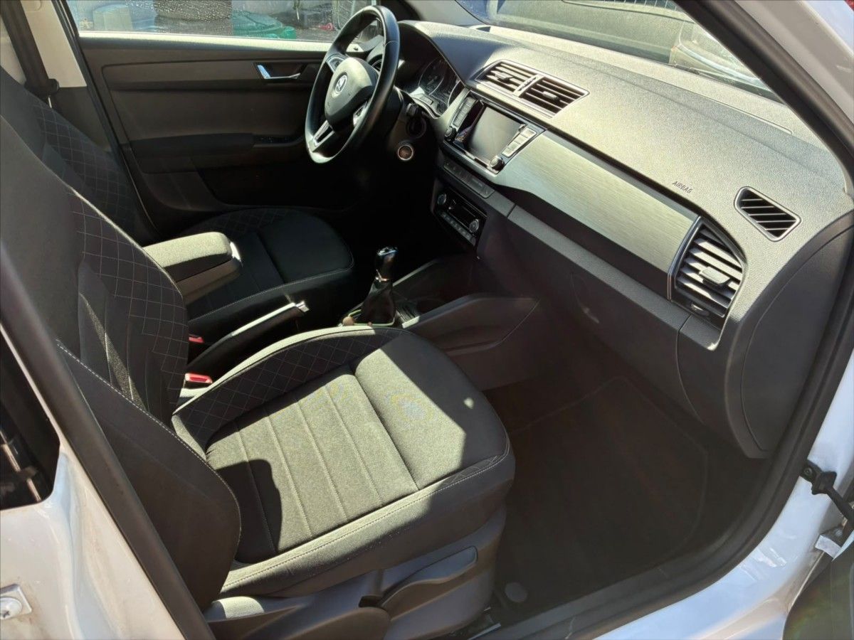 Škoda Fabia, 1,2 TSi Style 66kW - fotka 6