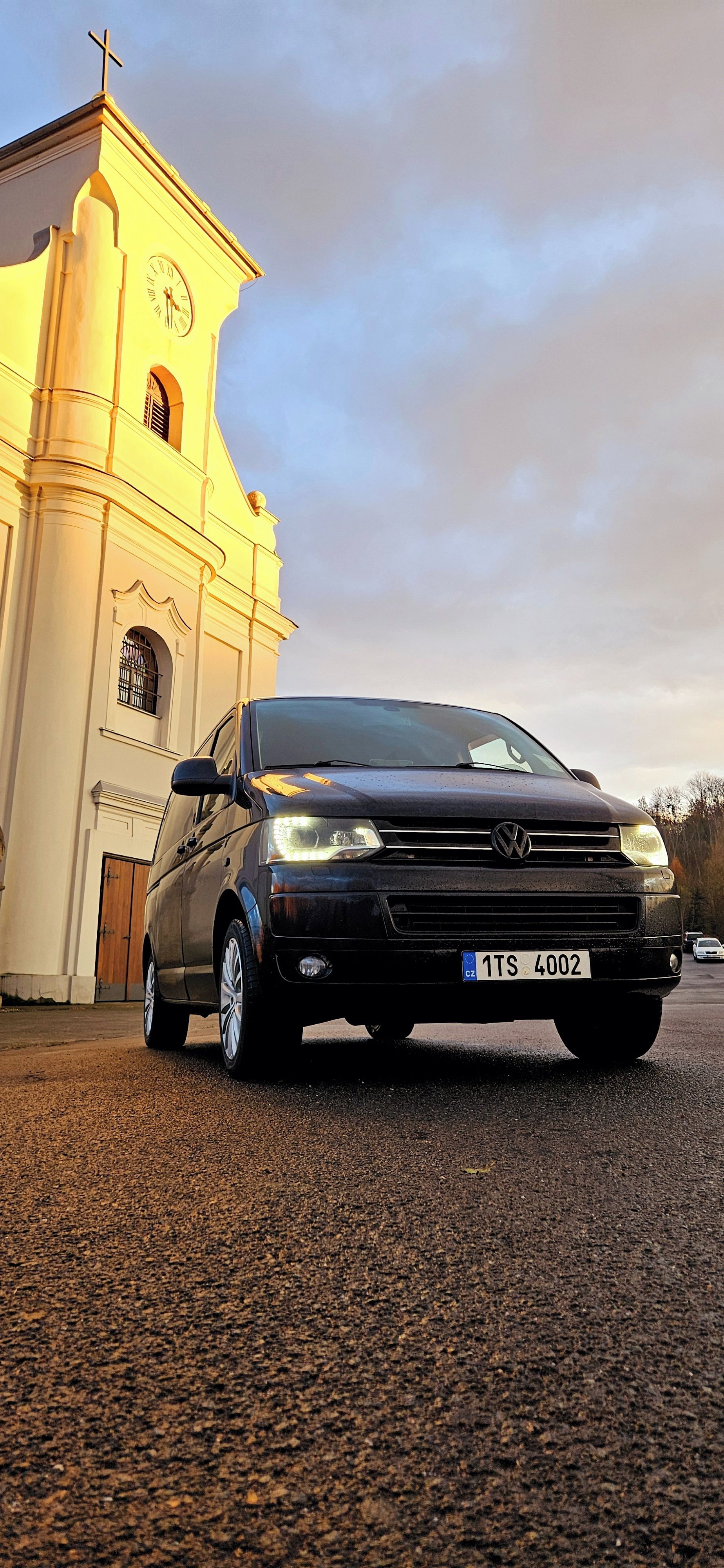 Volkswagen Multivan - fotka 4