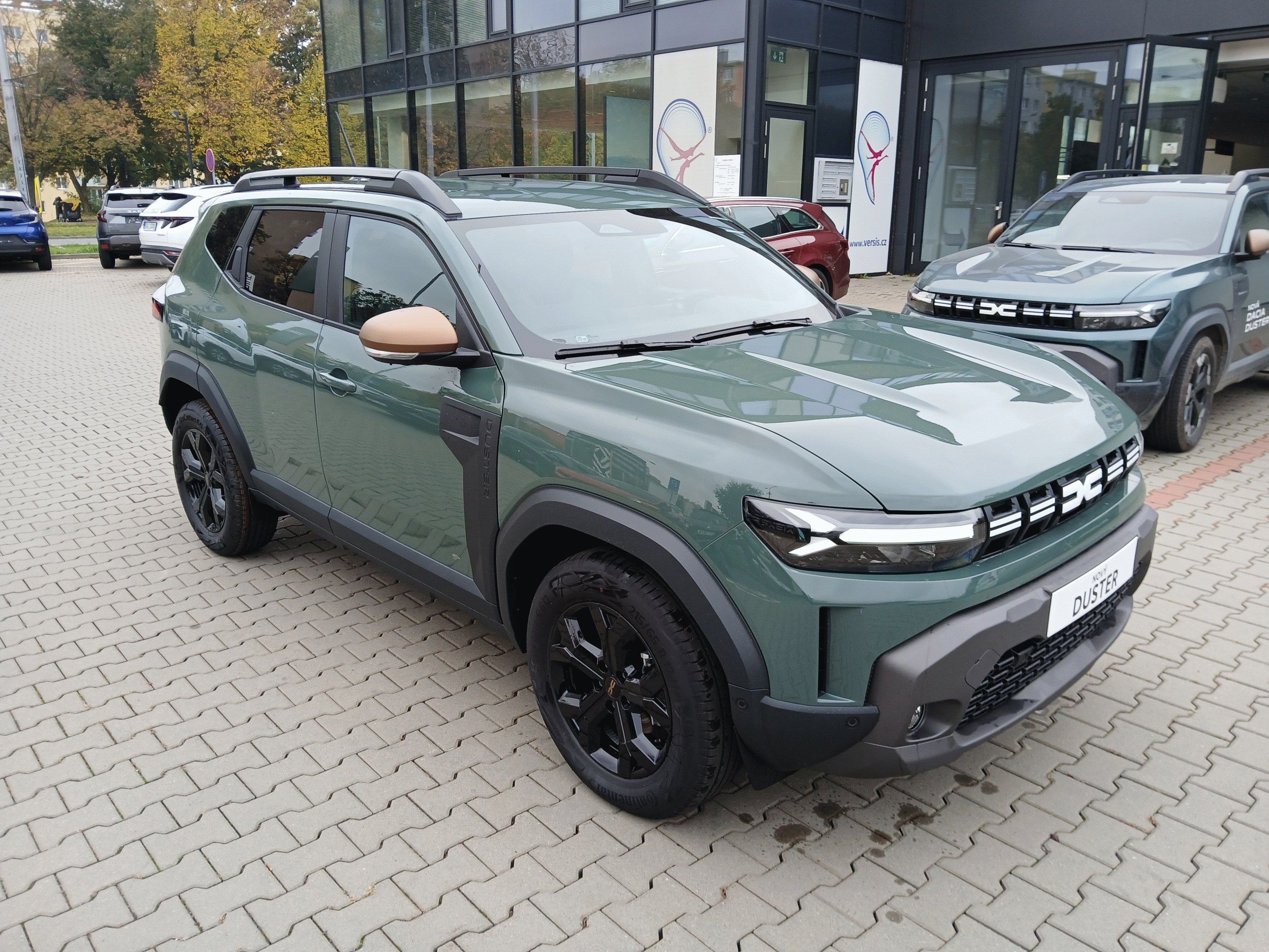 Dacia Duster, extreme Eco-G 120 auto pobočka - fotka 2