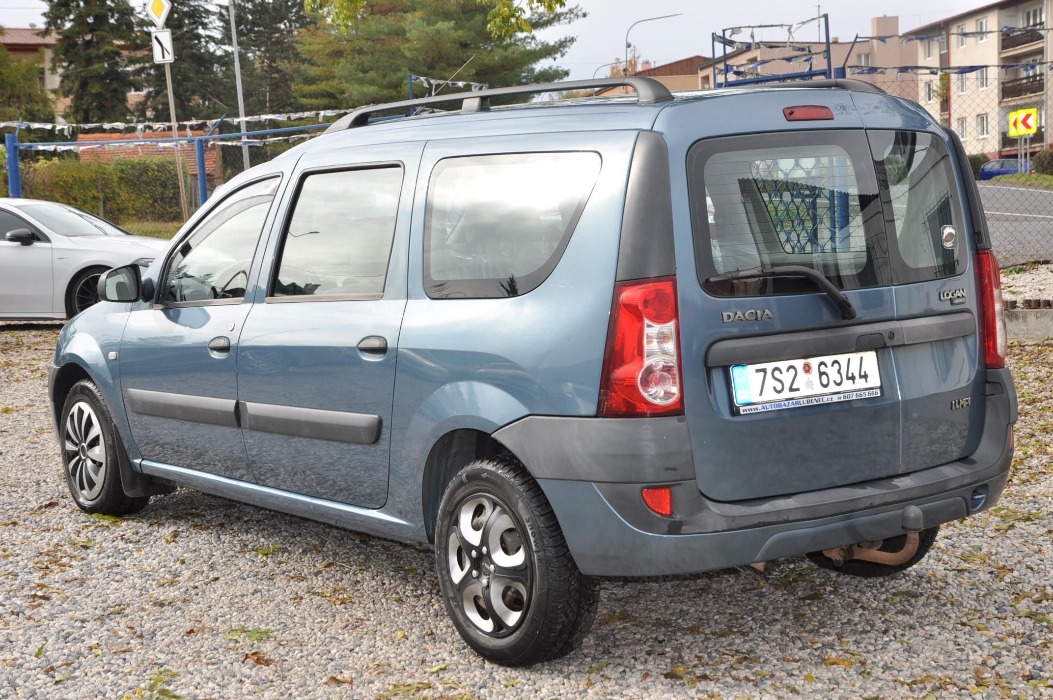 Dacia Logan, 1.4MPi 55kW KOMBI - fotka 4