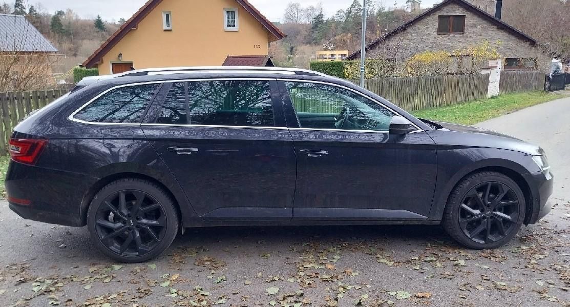 Škoda Superb, STYLE, 129 tis Km, DPH, ČR - fotka 3