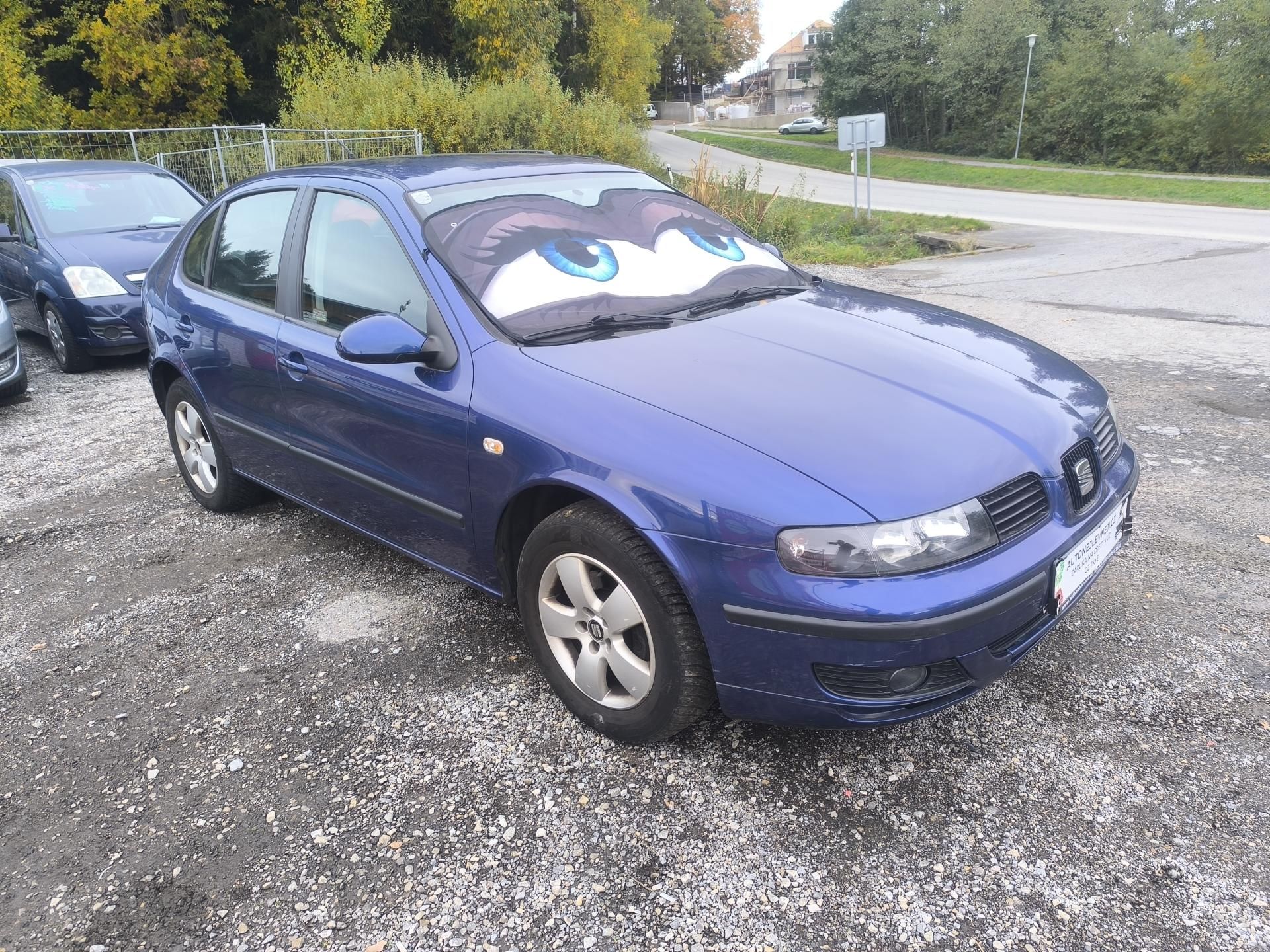 Seat Leon, TDI66KW,KRÁSNÝ,110KM, SERVISKA